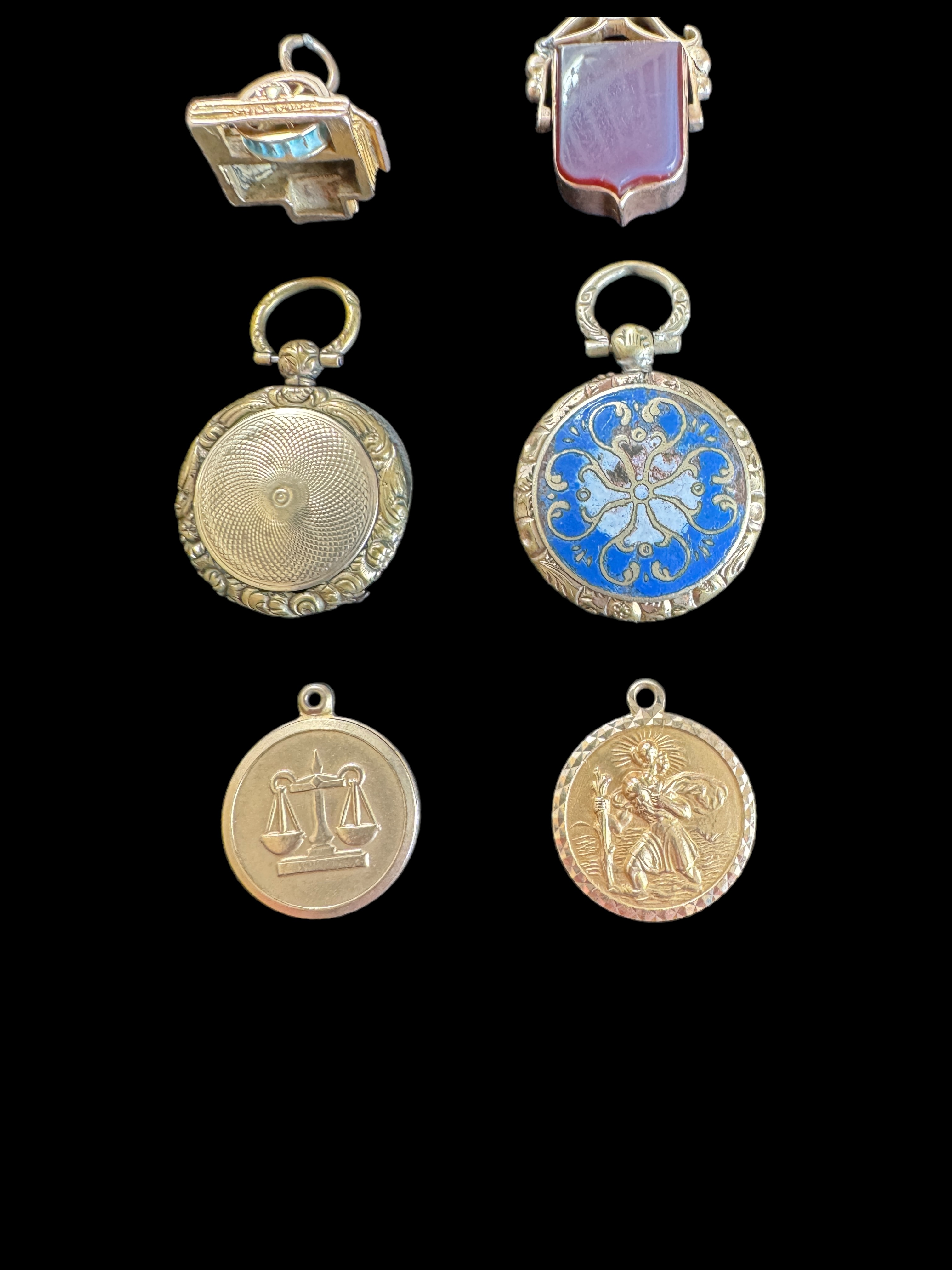 A selection of charms - Image 3 of 4