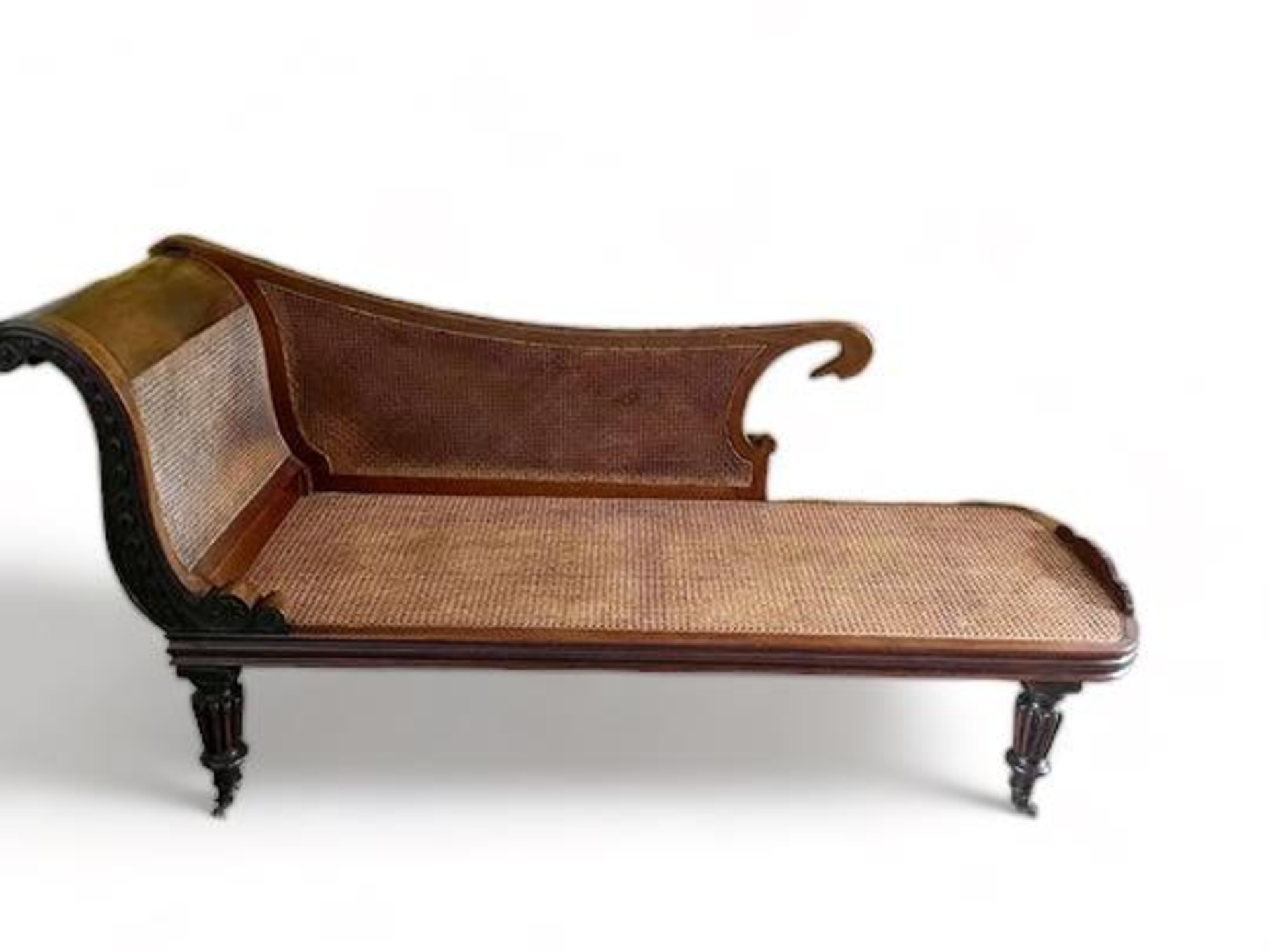 A19th century carved Colonial mahogany day bed - Image 2 of 8