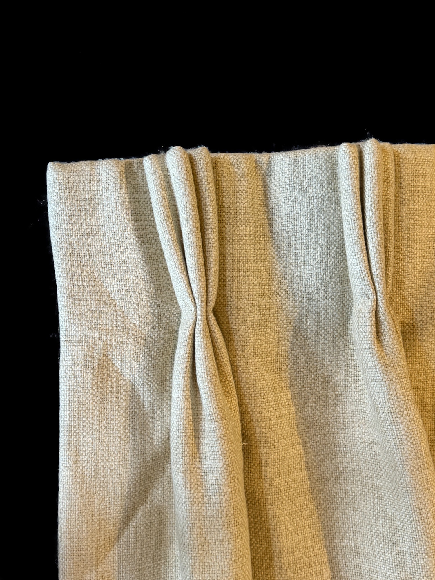 A pair of Jim Thompson pinch pleat lined and interlined buff coloured fabric curtains - Image 2 of 5