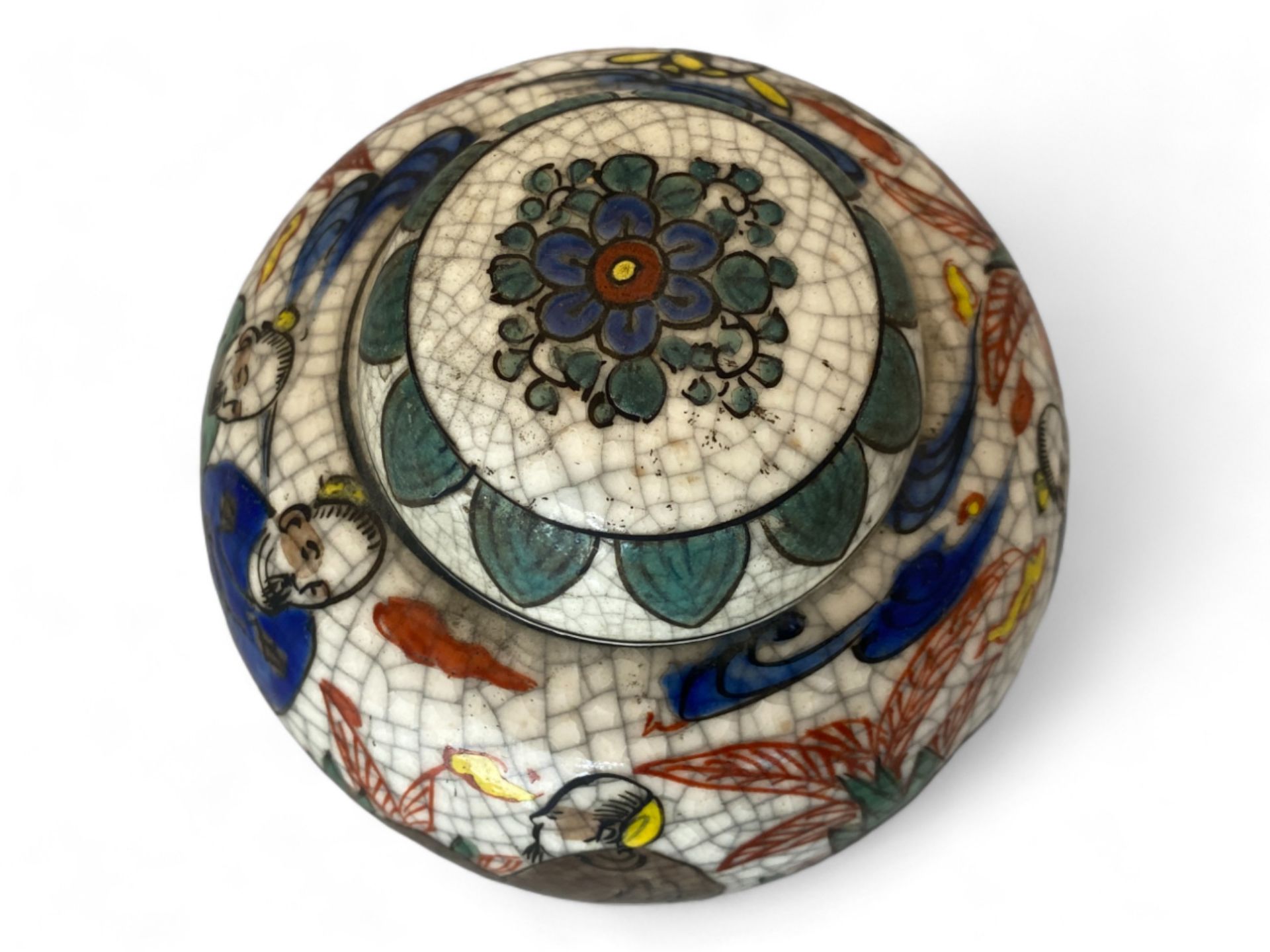 An early 20th century Chinese crackle glaze and enamel ginger jar - Image 4 of 9