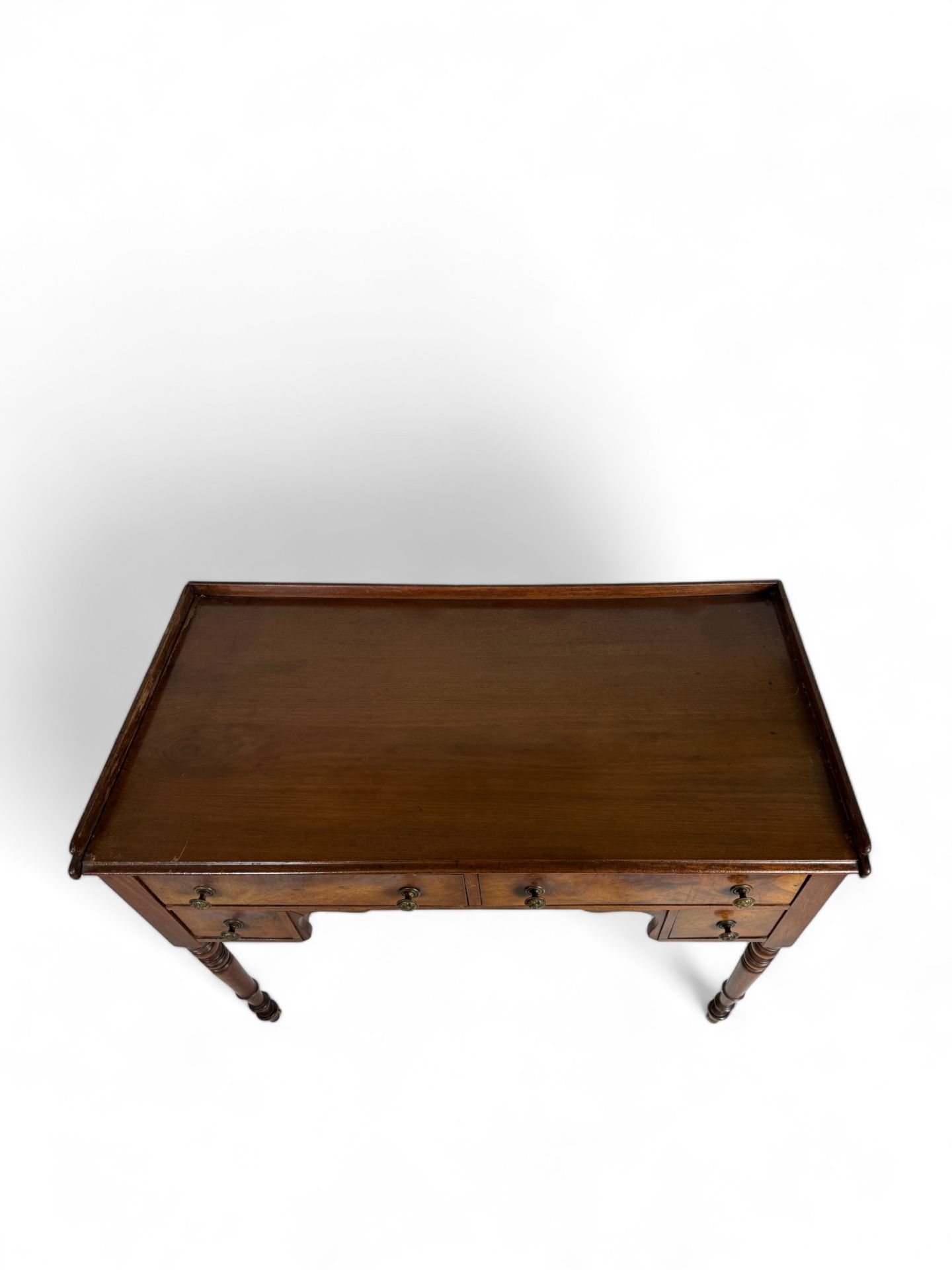 A Regency mahogany dressing table - Image 4 of 13