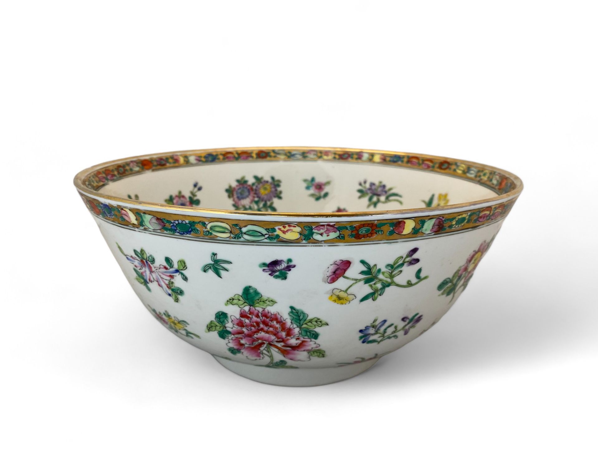 A Chinese famille rose punch bowl - Image 3 of 5