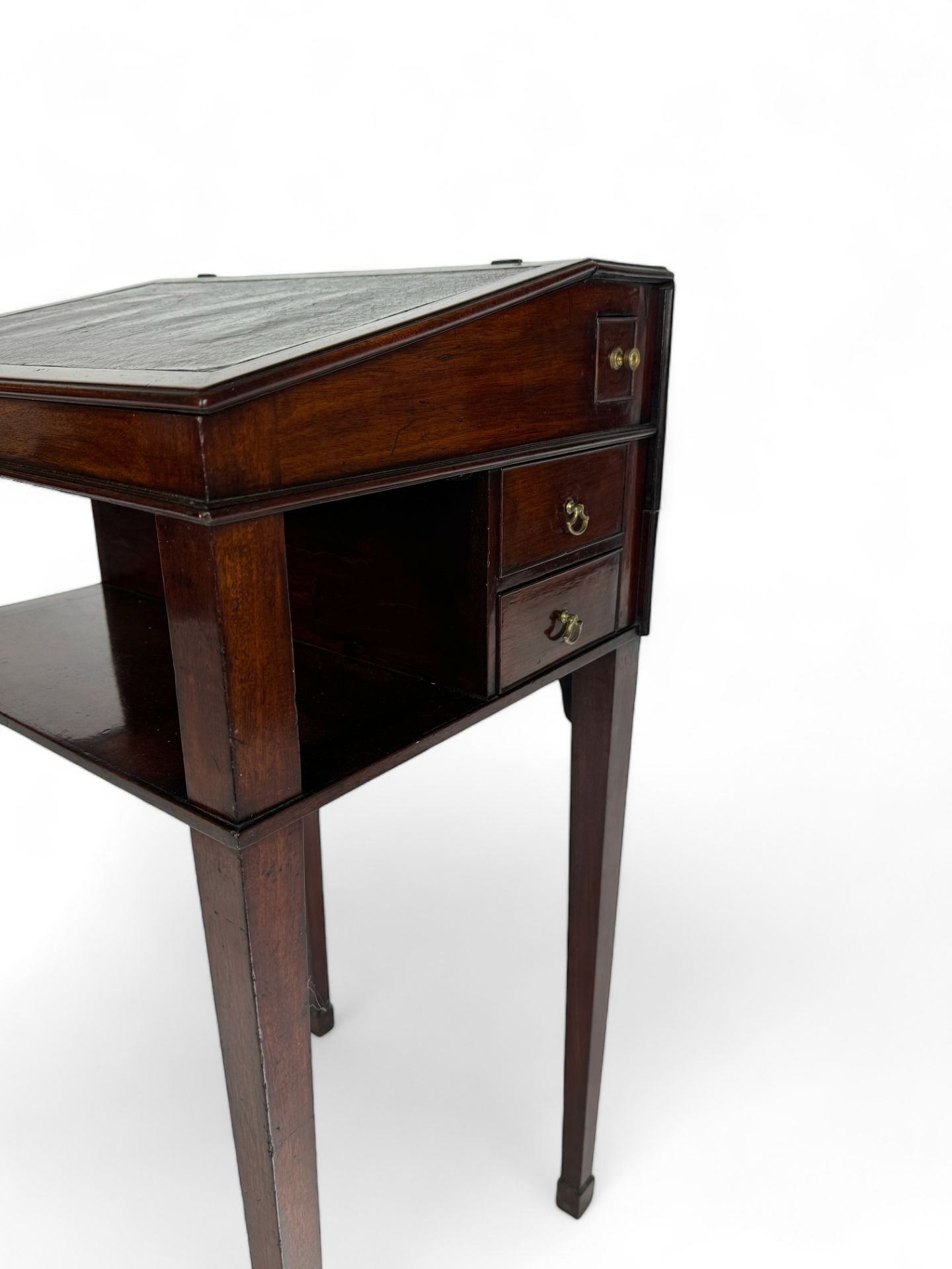 A George III mahogany scholar's table - Image 3 of 6