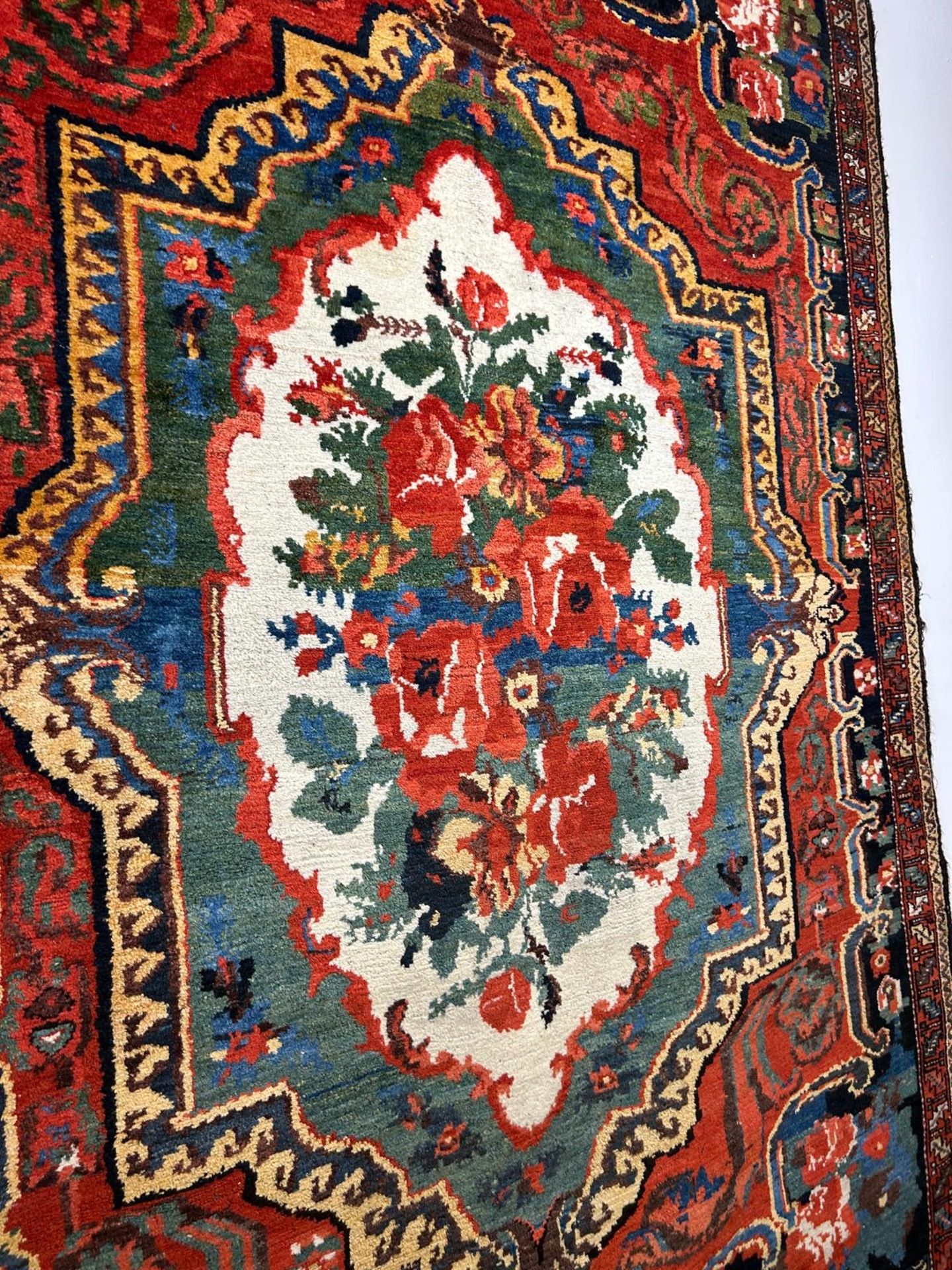 A Baktiar rug, Persia, circa 1890 - Image 4 of 4
