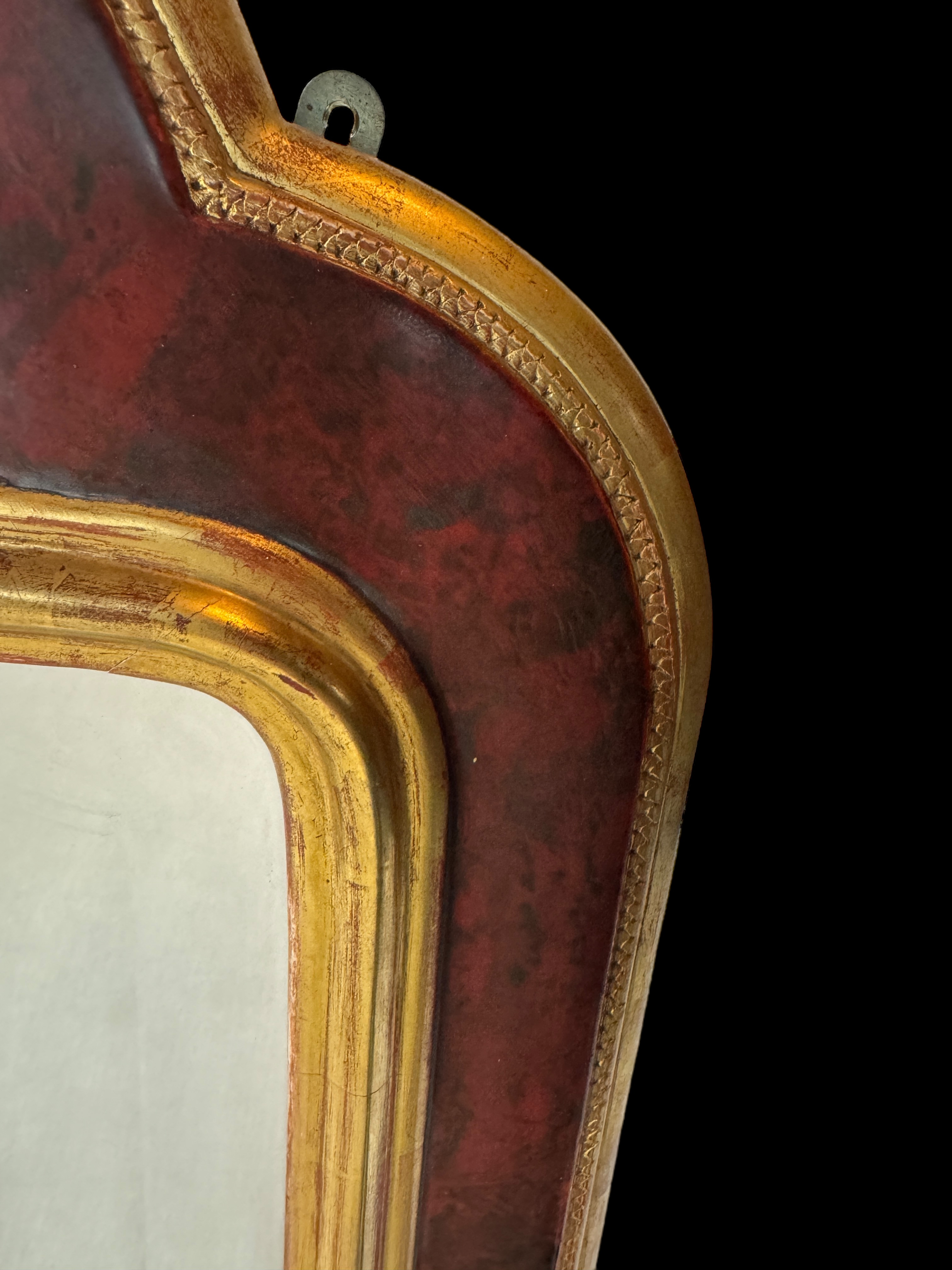 A 19th century Queen Anne style carved gilt wood and scarlet faux tortoiseshell pier mirror - Image 4 of 7
