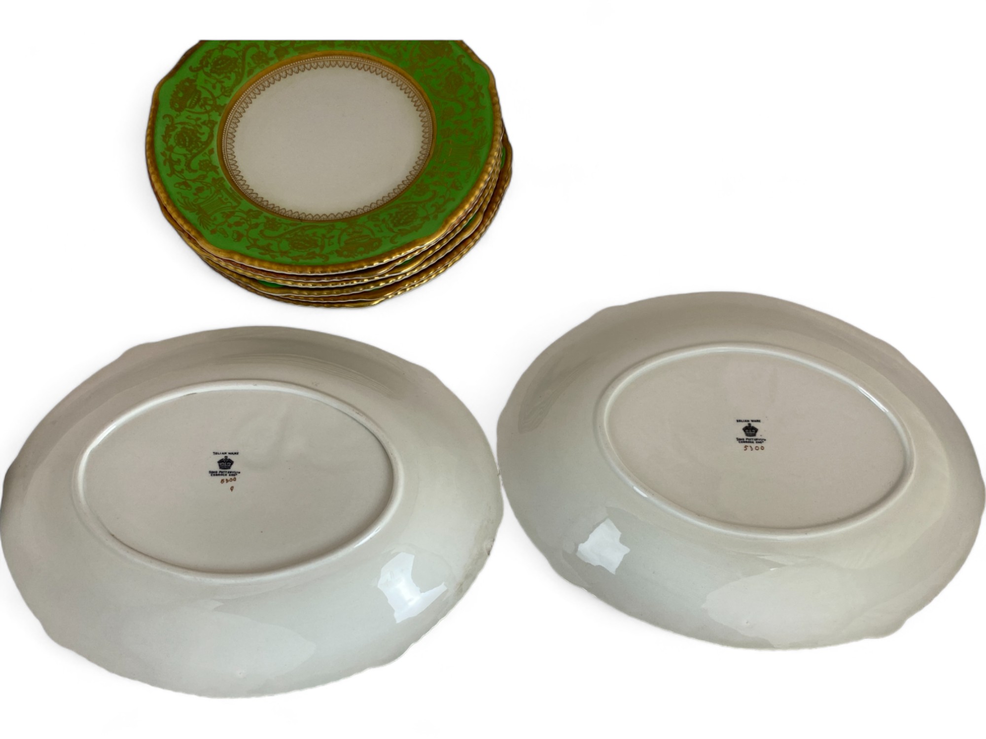 A Soho Pottery Solian ware green and gilt dessert service, a Limoges attributed tea set and a pair o - Bild 20 aus 20