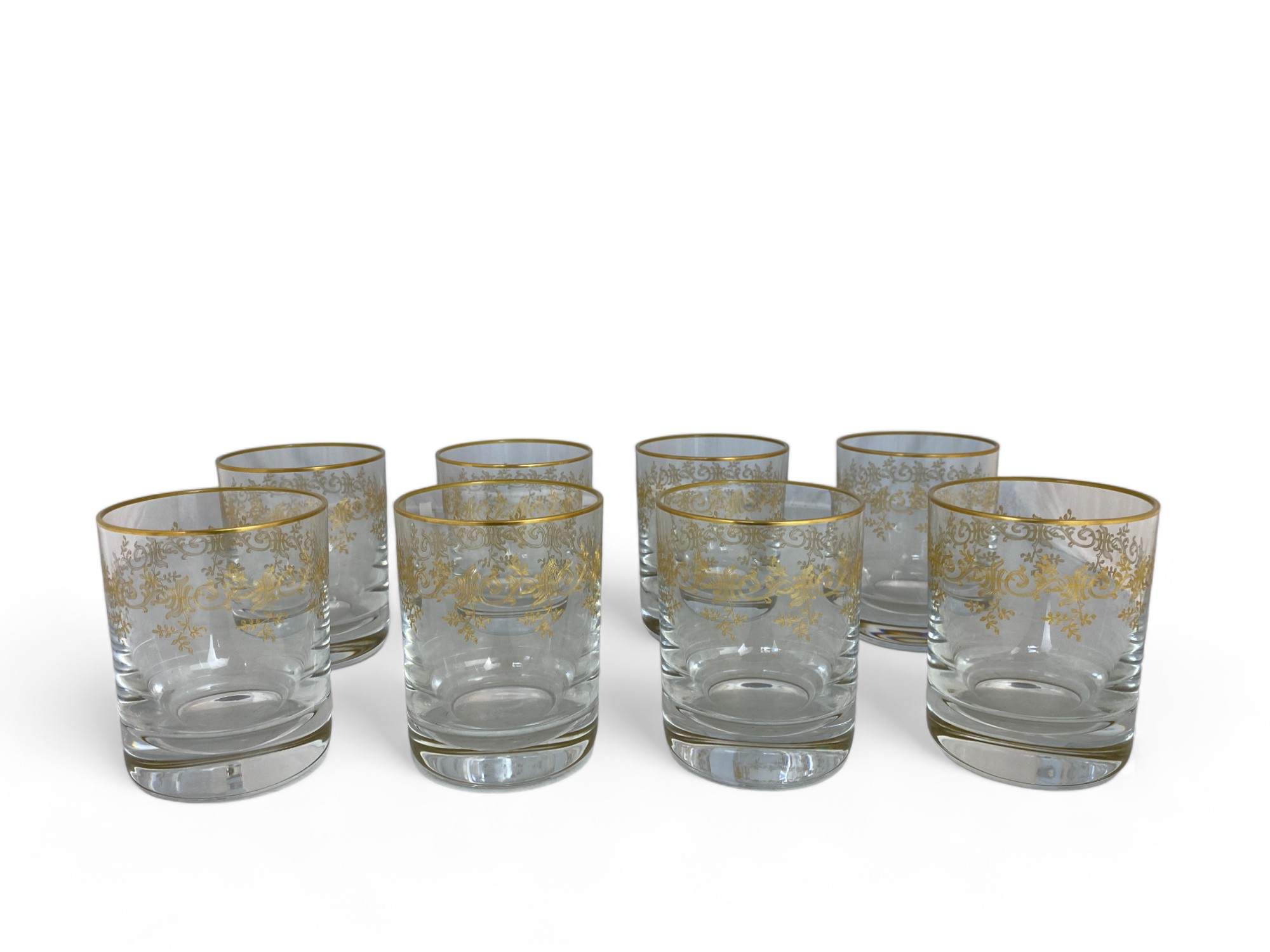 A set of eight Baccarat Recamier pattern glass and gilt foliate decorated tumblers - Image 3 of 6