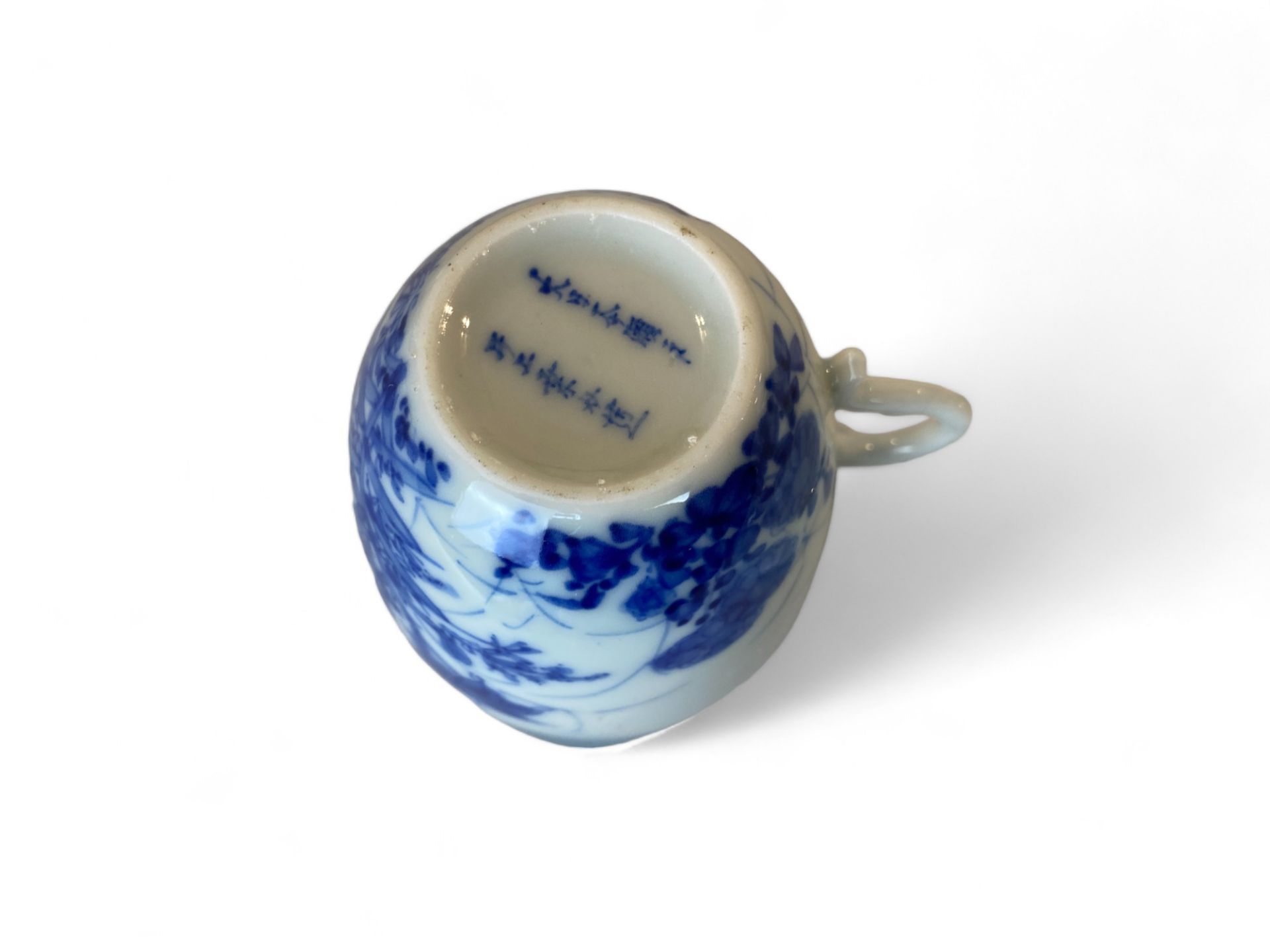 A collection of mostly English 19th century and later blue and white pottery and porcelain - Image 24 of 63