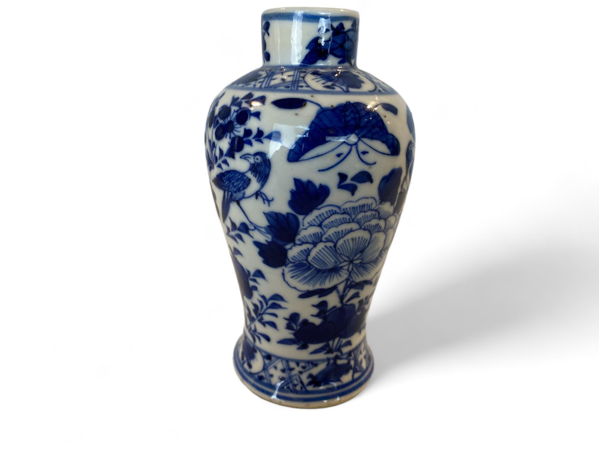 A collection of mostly English 19th century and later blue and white pottery and porcelain - Image 51 of 63