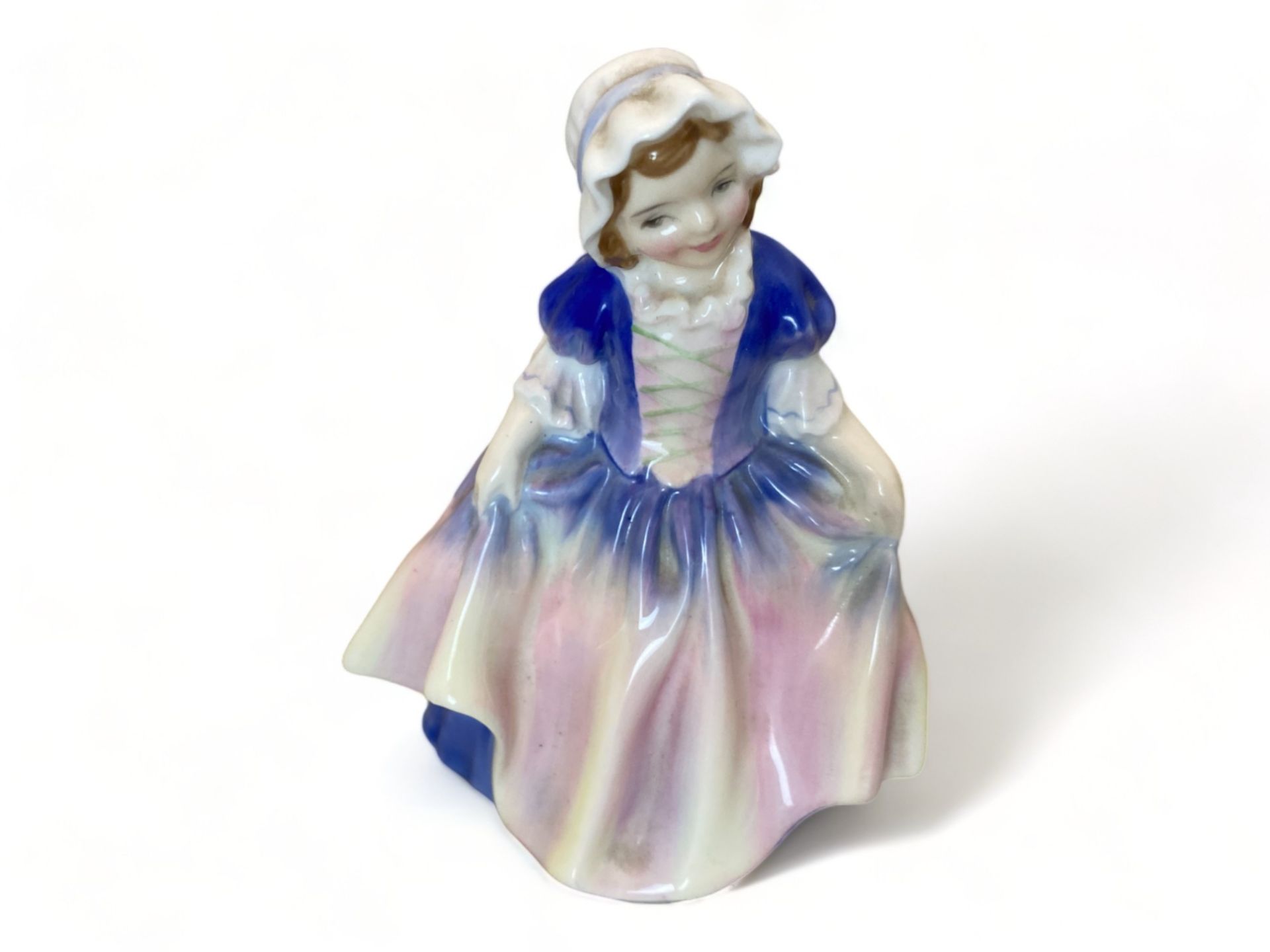 A collection of porcelain ladies by Royal Doulton, Coalport and Royal Worcester - Image 20 of 22