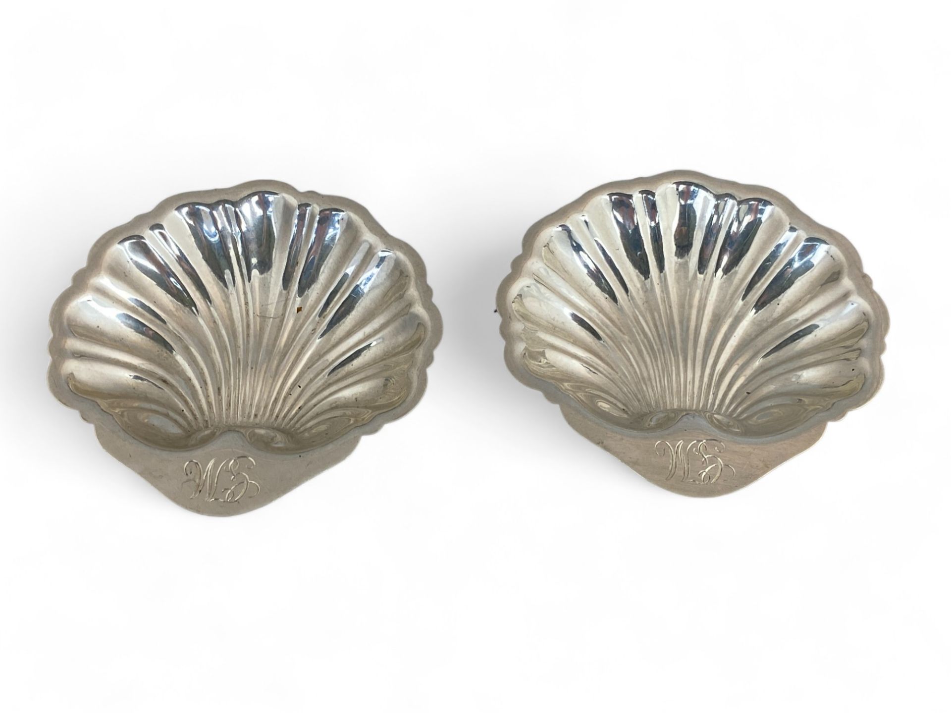 A group of various English and Continental silver and silver plated items - Image 18 of 40