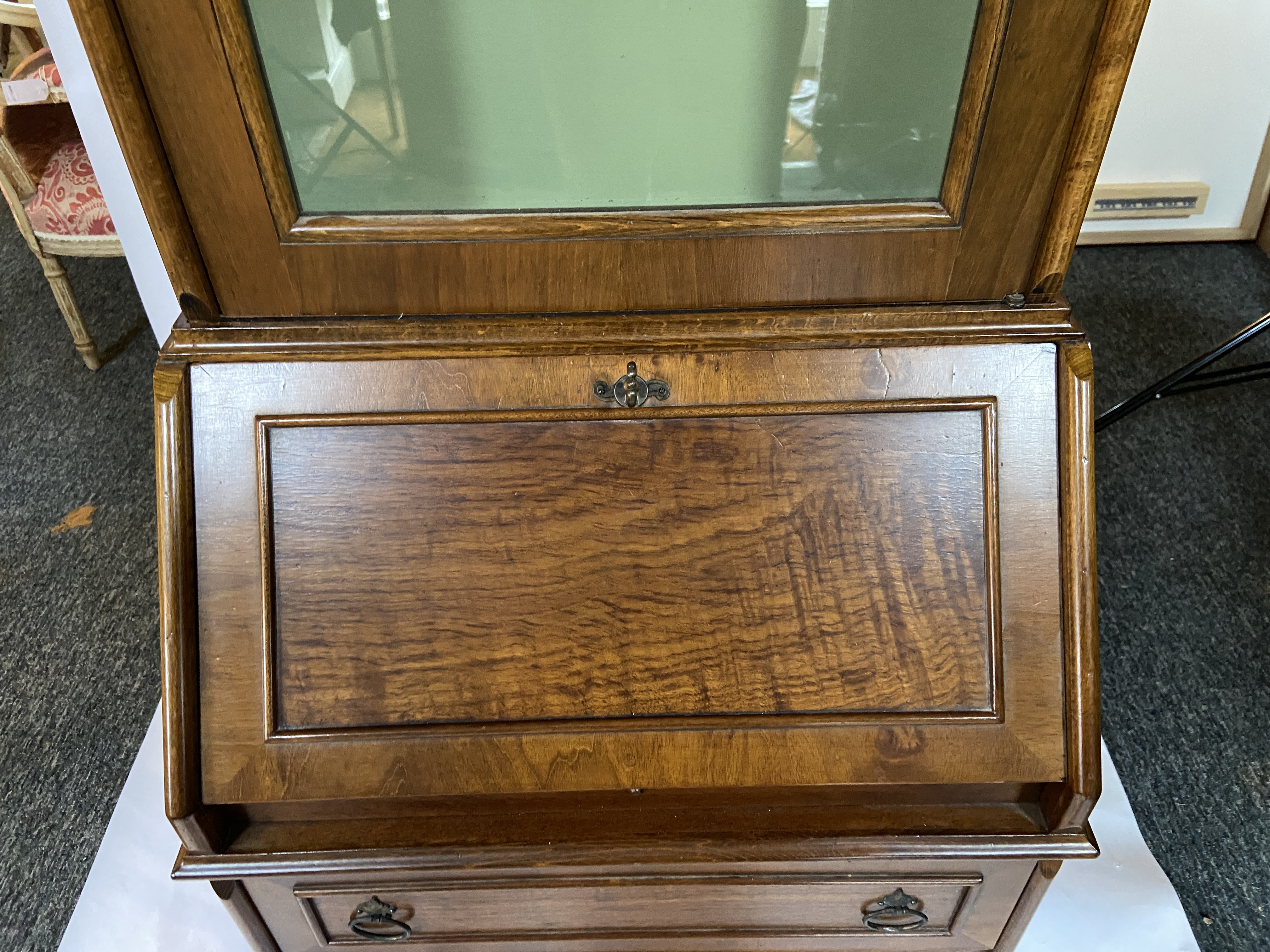A small Continental oak and walnut domed top bureau cabinet - Image 2 of 6