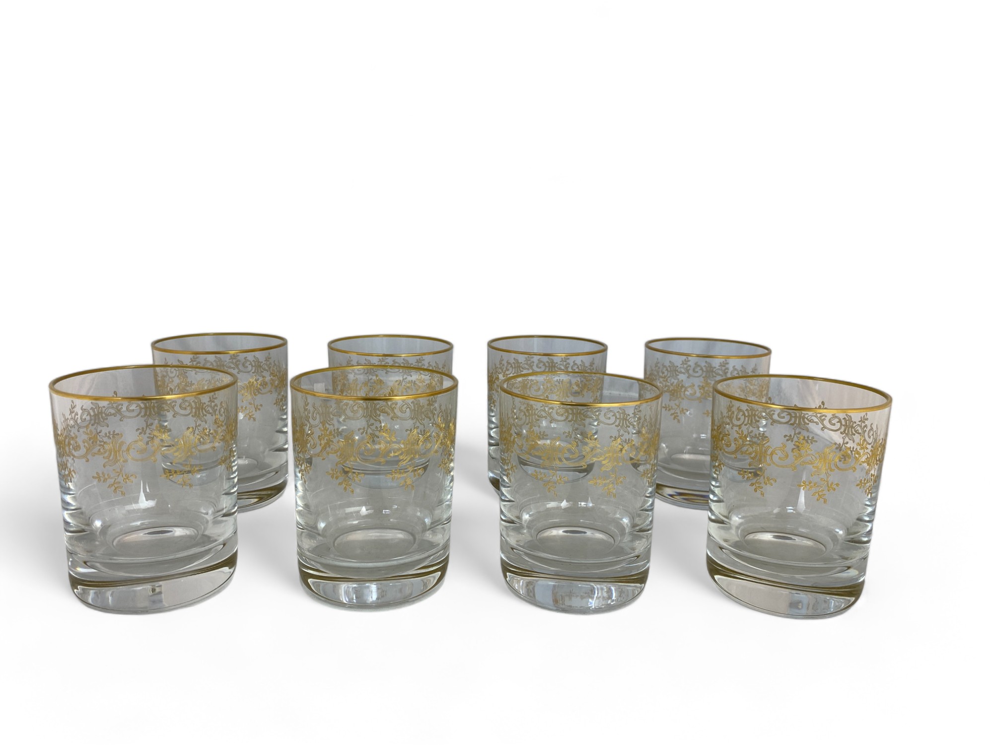 A set of eight Baccarat Recamier pattern glass and gilt foliate decorated tumblers - Image 4 of 6