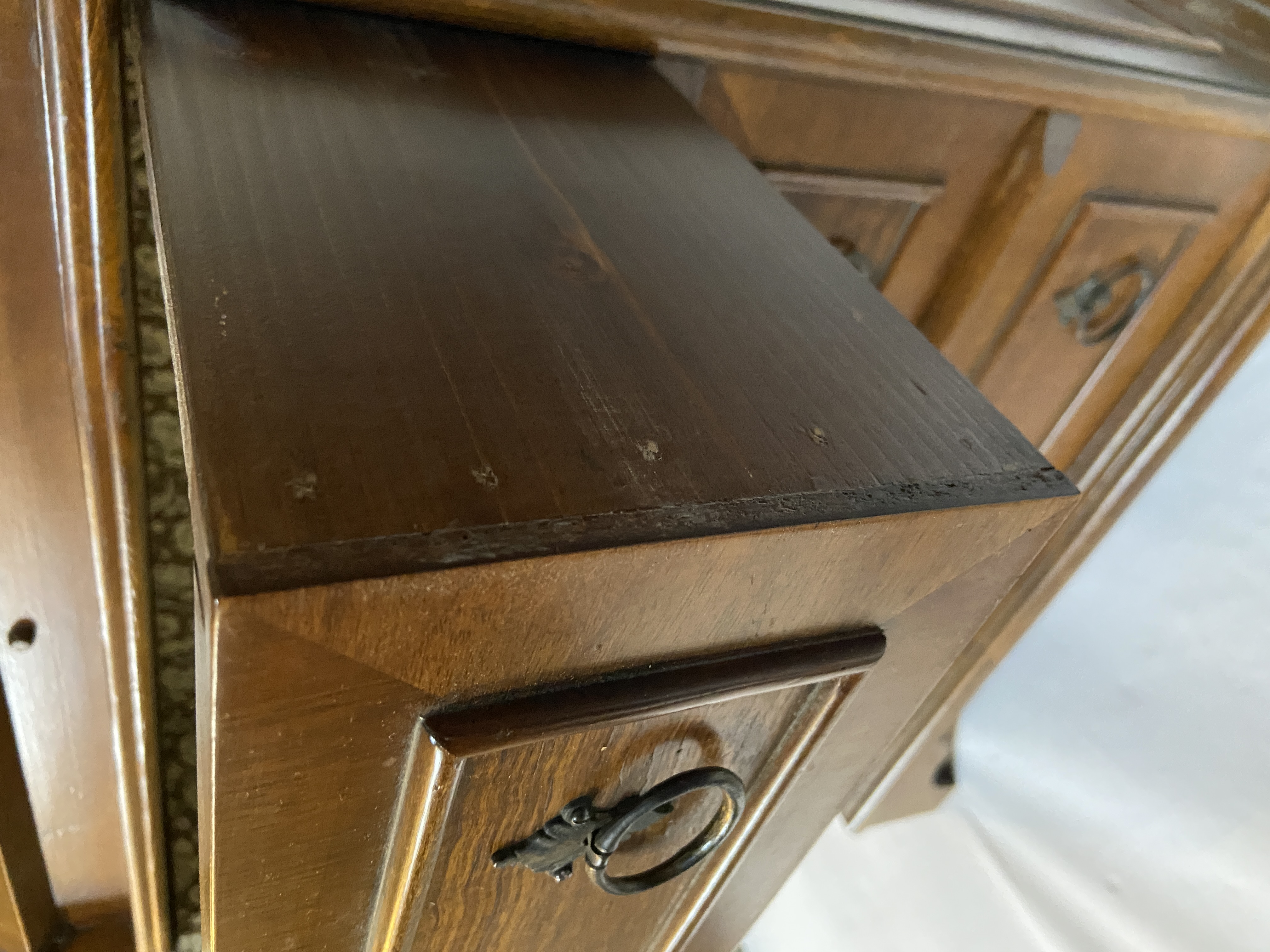 A small Continental oak and walnut domed top bureau cabinet - Image 4 of 6