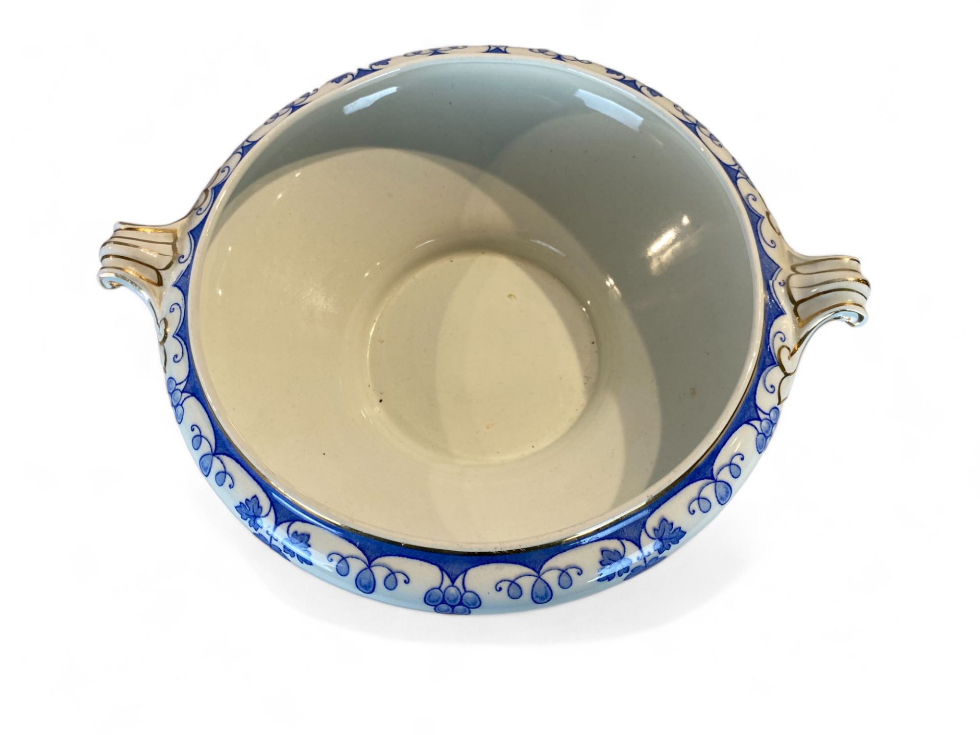 A collection of mostly English 19th century and later blue and white pottery and porcelain - Image 43 of 63