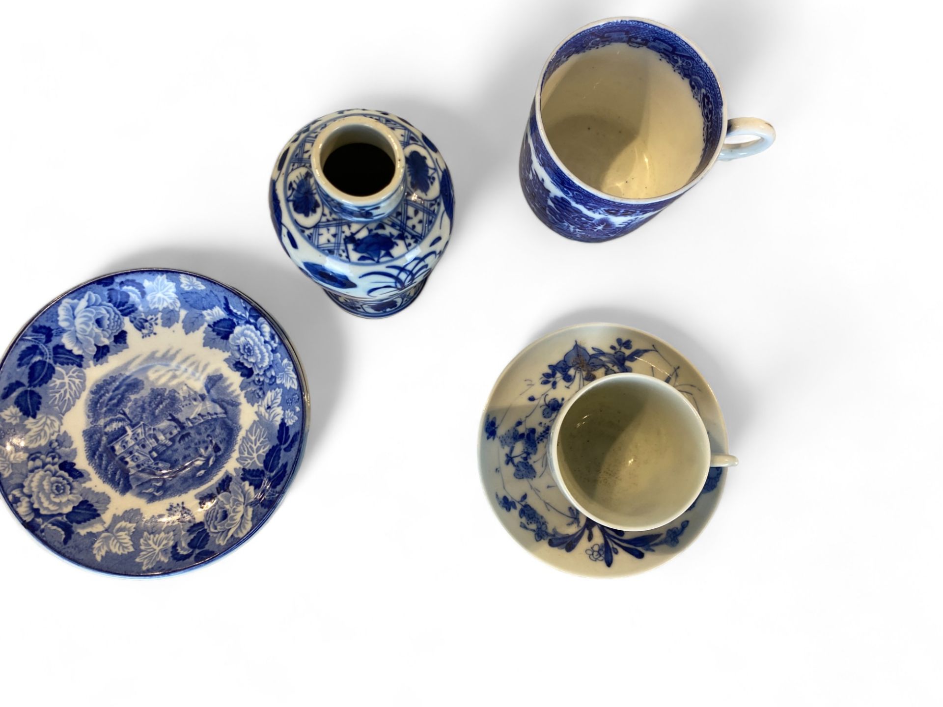 A collection of mostly English 19th century and later blue and white pottery and porcelain - Image 7 of 63