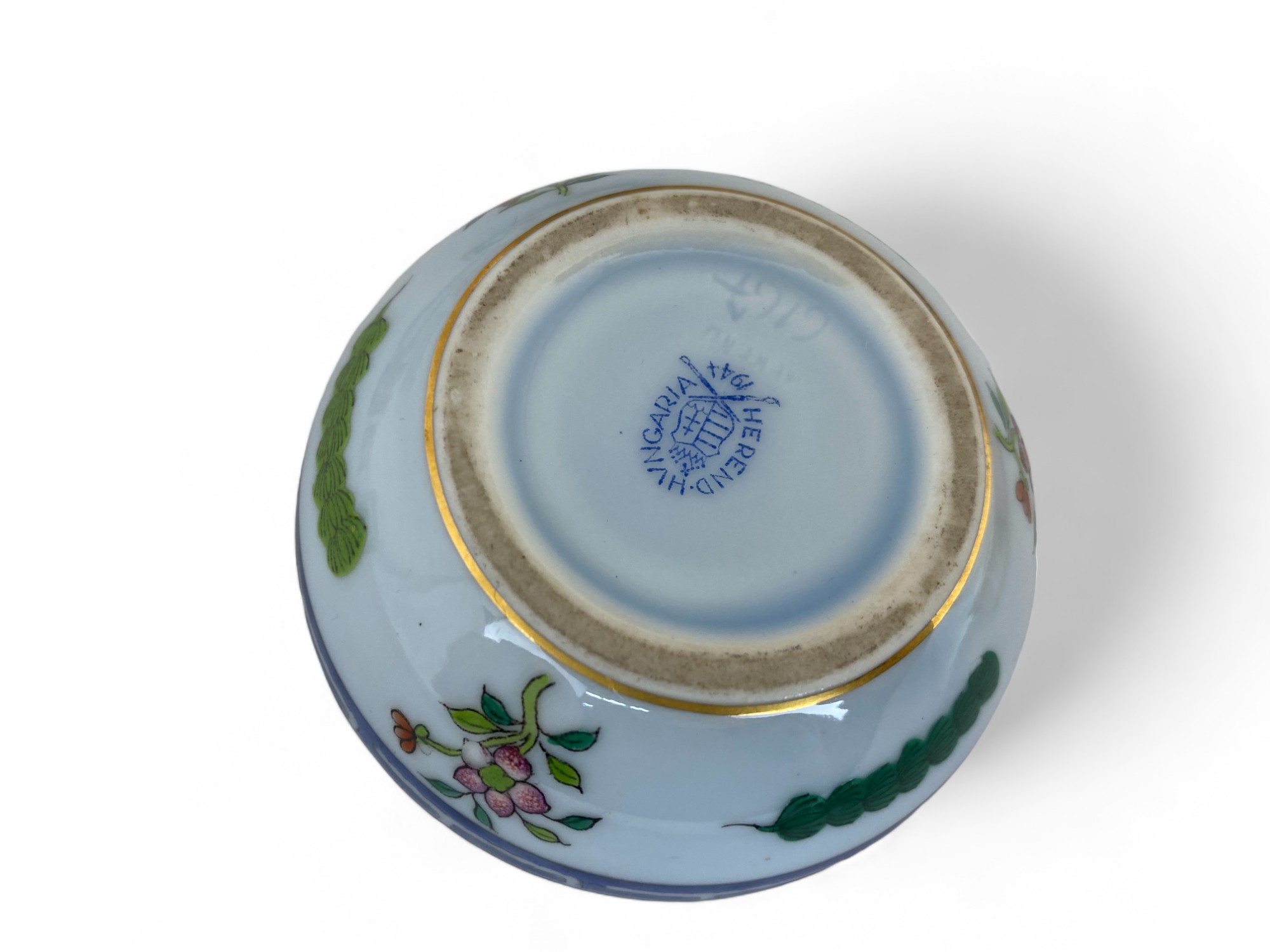 A quantity of decorative ceramics including a small quantity of small boxes - Image 6 of 22
