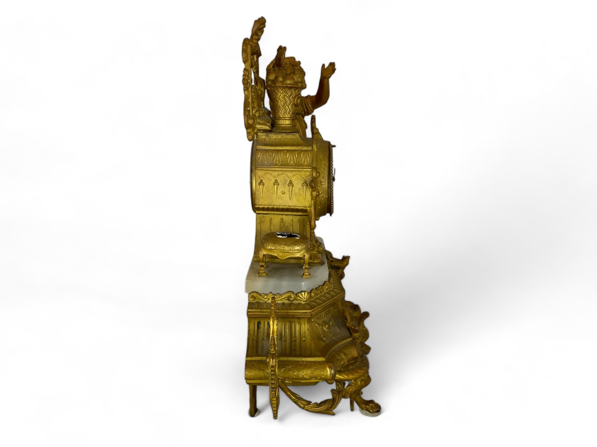 A late 19th century French gilt spelter and onyx figural mantel clock by Lecler, Jeune - Image 8 of 11