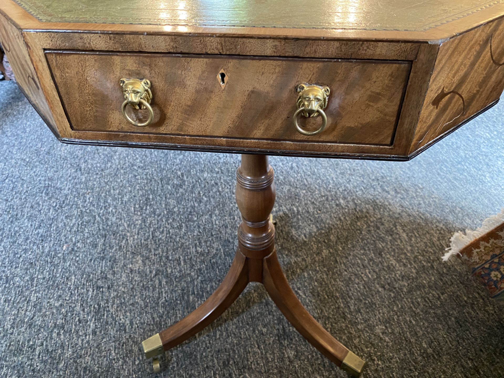 A small Regency mahogany and ebony marquetry octagonal centre table - Image 14 of 21