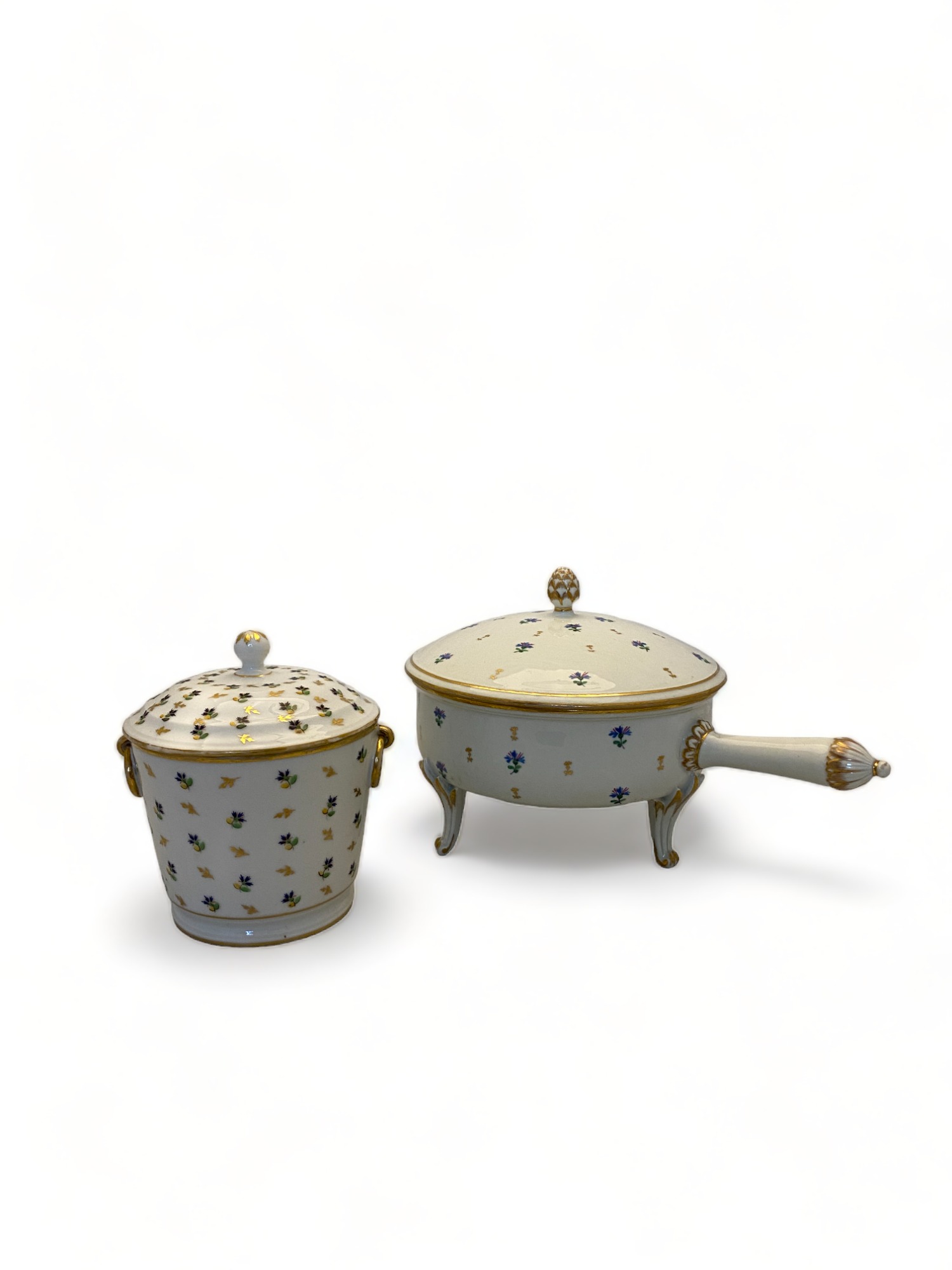 A 19th century Vienna porcelain Chantilly Sprig decorated pot and another similar - Image 11 of 11