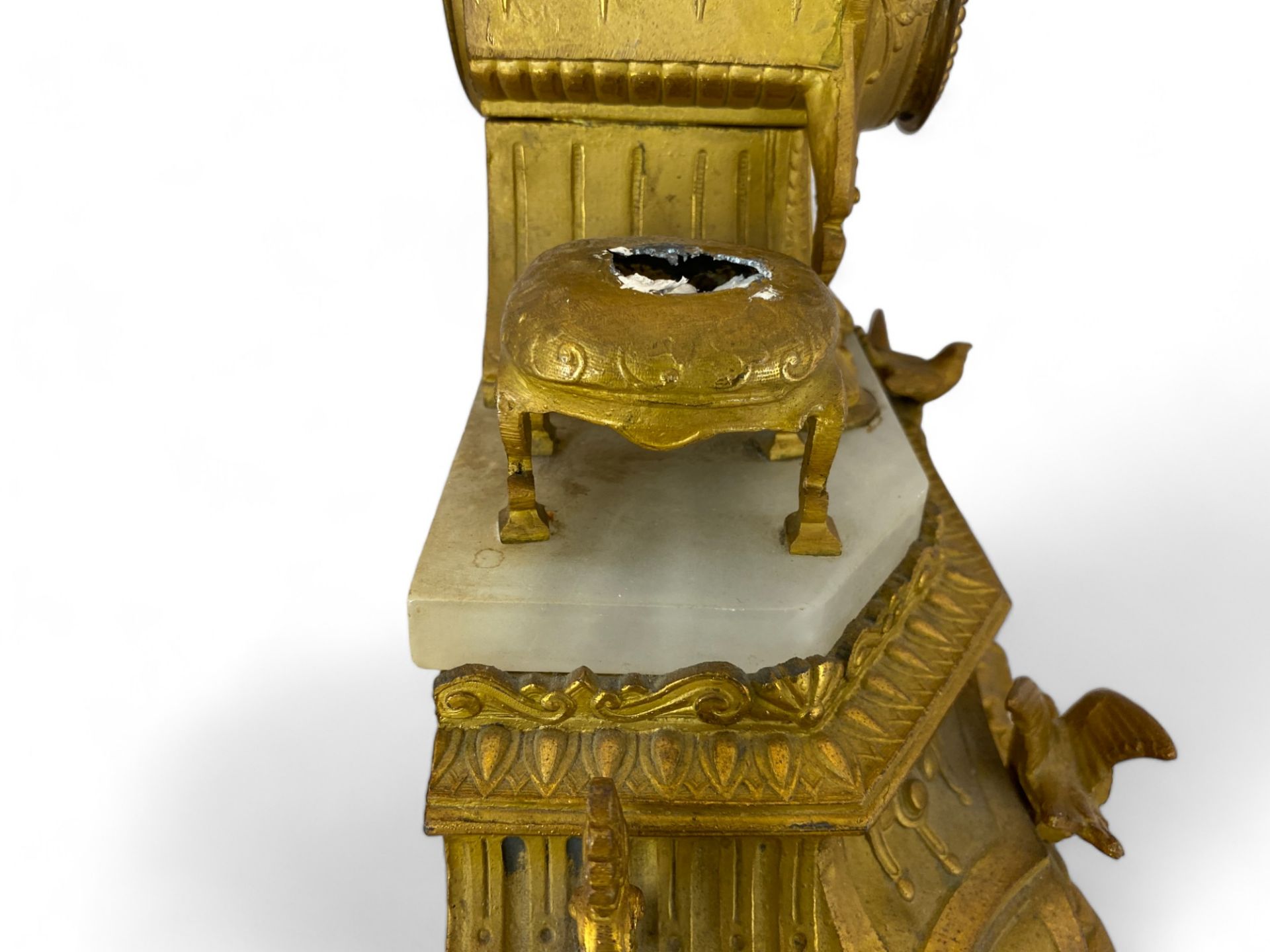 A late 19th century French gilt spelter and onyx figural mantel clock by Lecler, Jeune - Image 9 of 11
