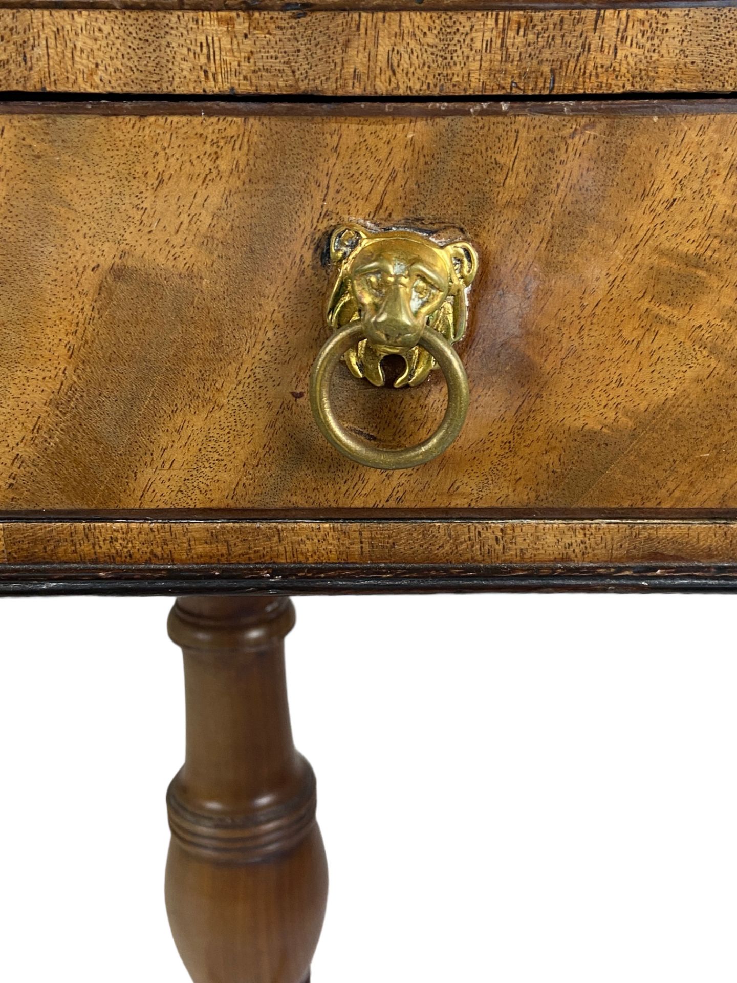 A small Regency mahogany and ebony marquetry octagonal centre table - Image 3 of 21