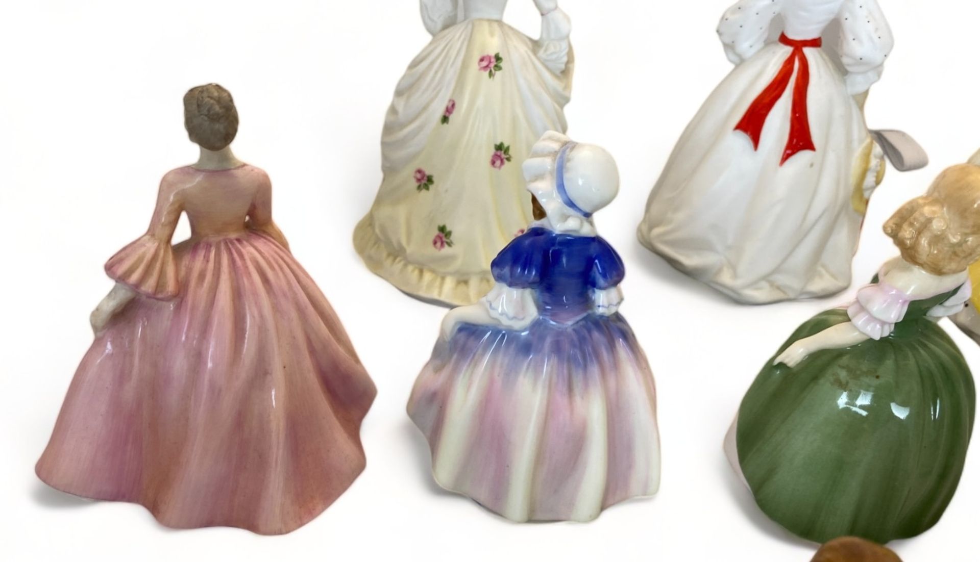 A collection of porcelain ladies by Royal Doulton, Coalport and Royal Worcester - Image 6 of 22