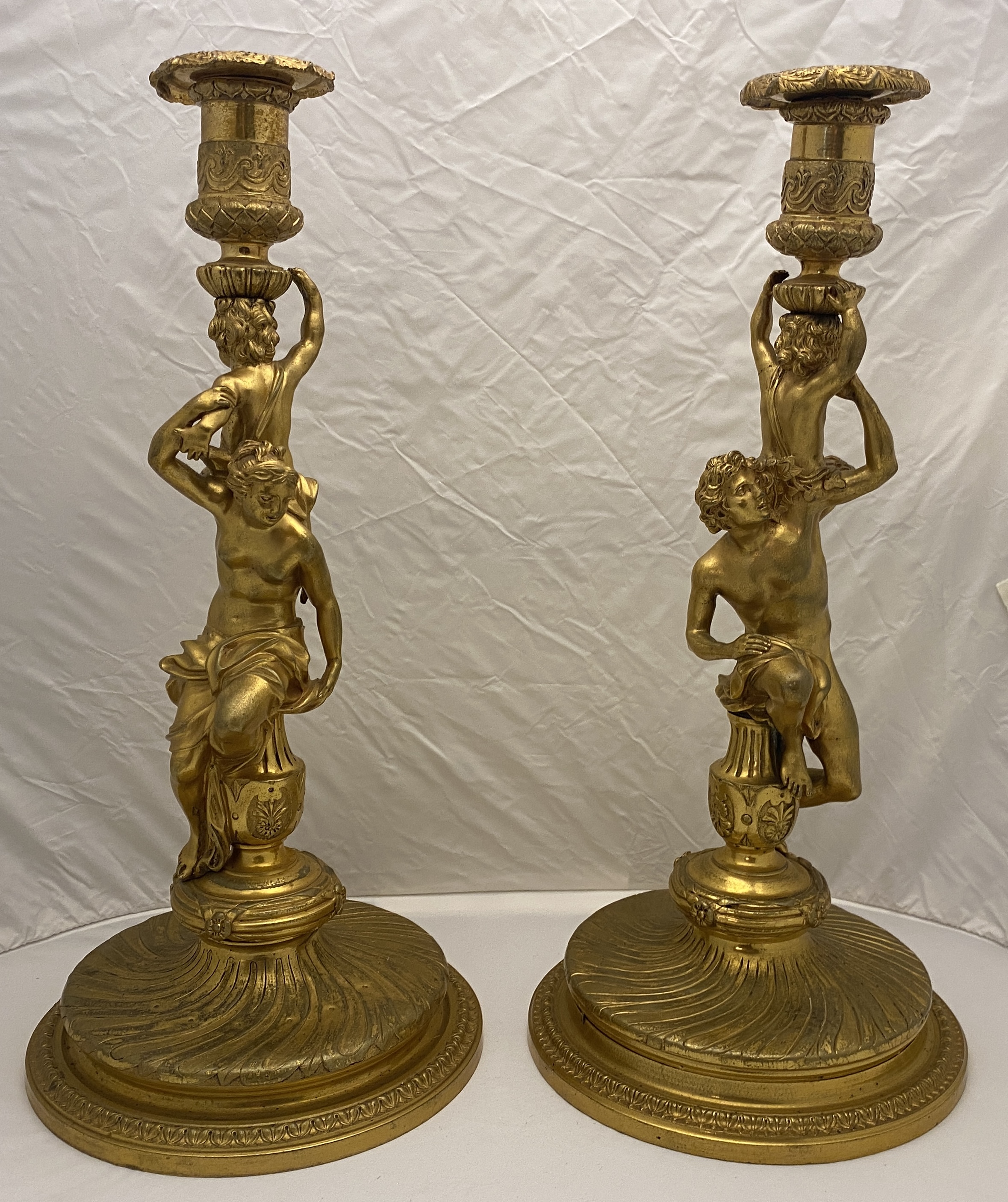 A pair of large 19th century French ormolu candlesticks in the manner of Corneille Van Cleve (French - Image 5 of 5