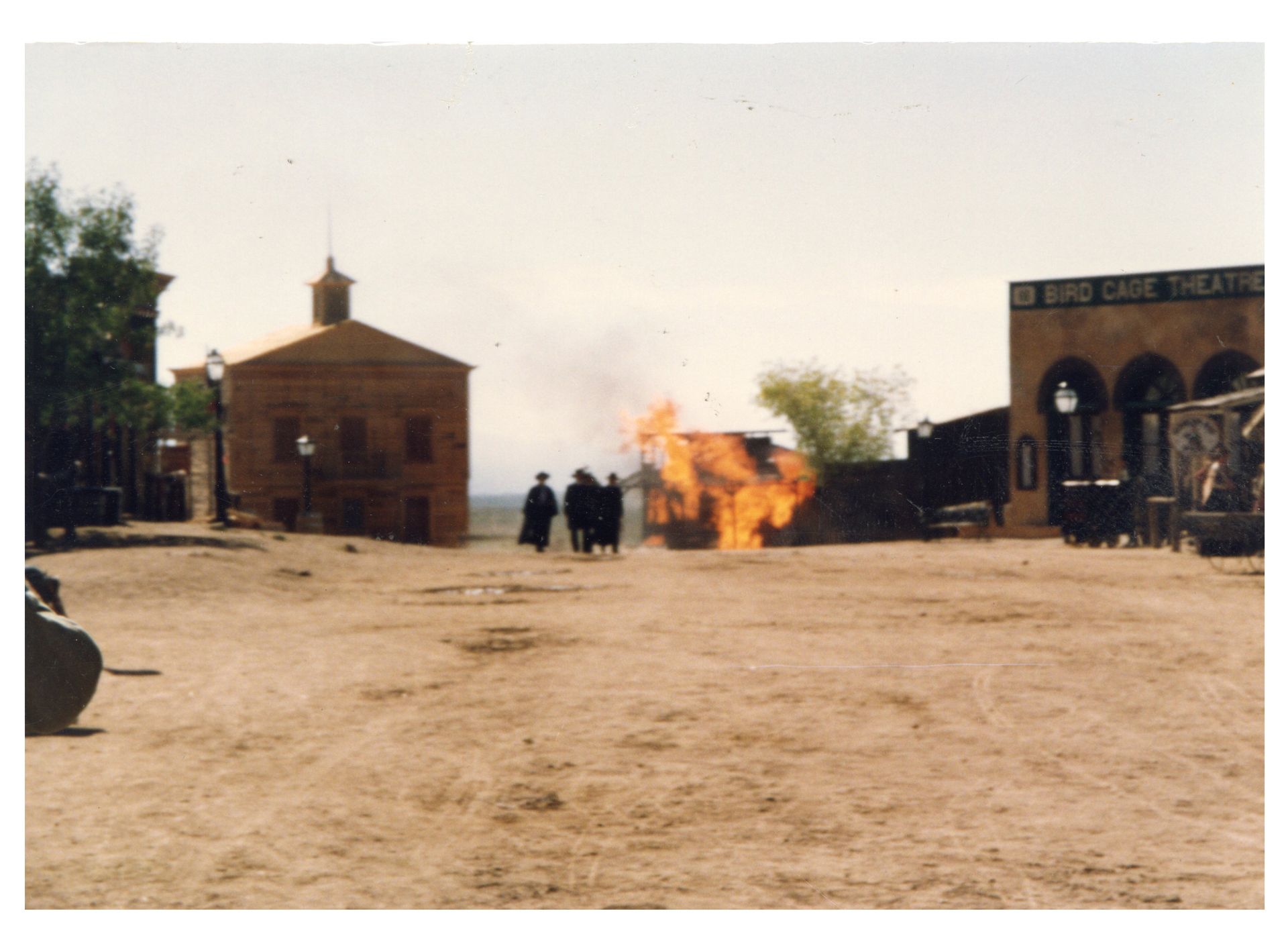 TOMBSTONE (1993) - Set of 30 Key Cast Continuity Photographs - Bild 8 aus 30