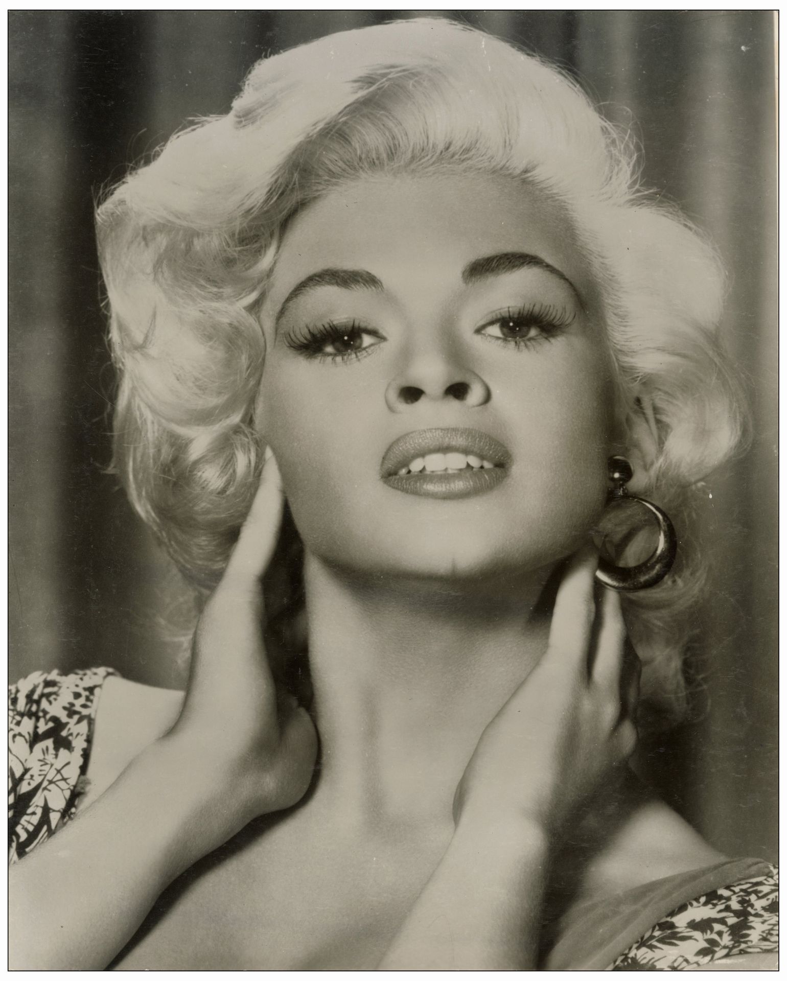 JAYNE MANSFIELD - (8" x 10") (16) Vintage Photos (10" x 8" ); Fine+ - Bild 16 aus 17