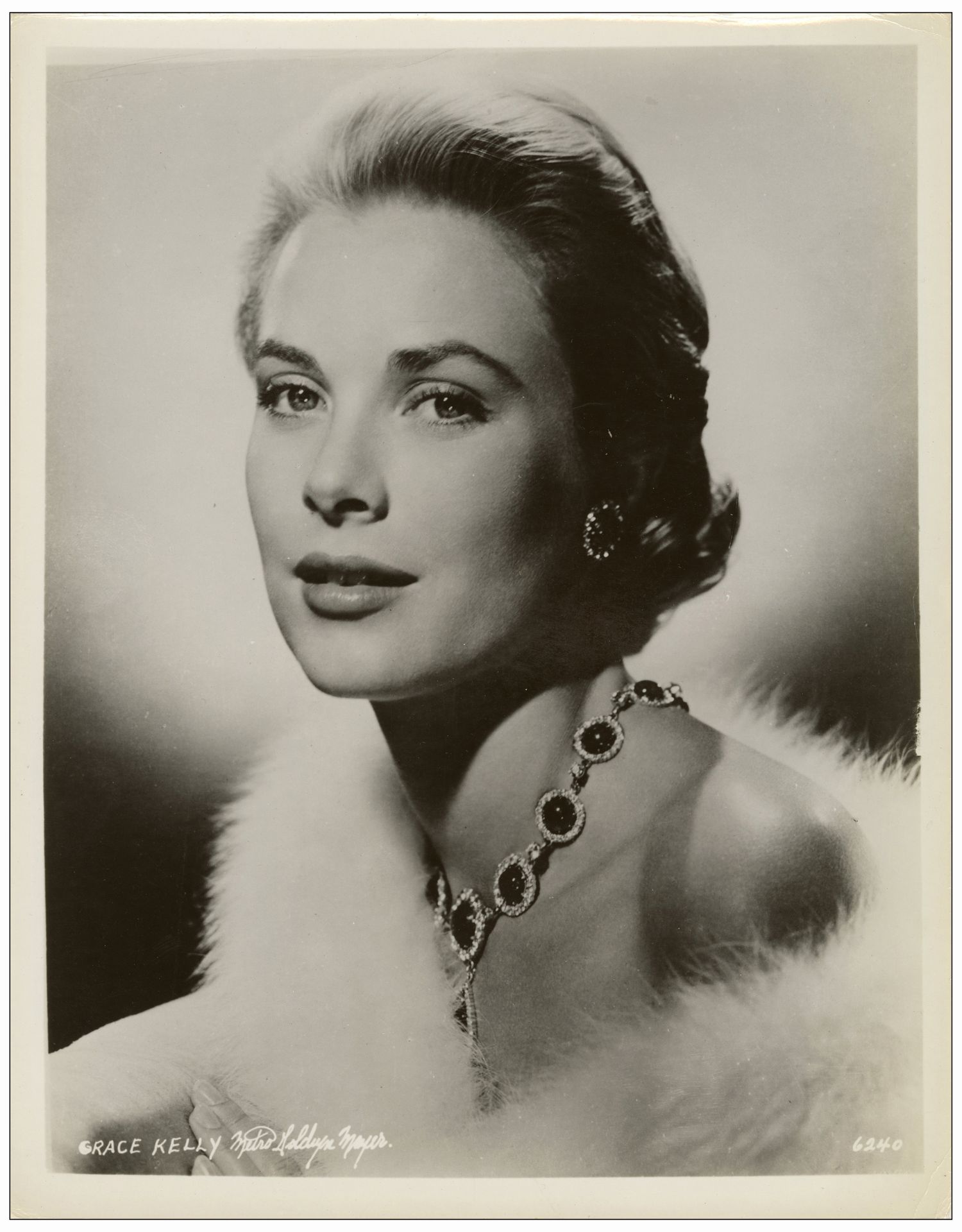 GRACE KELLY - (20) Promotional Photos; (8) Color and (12) B&W. (8" x 10"); Very Fine - Image 3 of 21