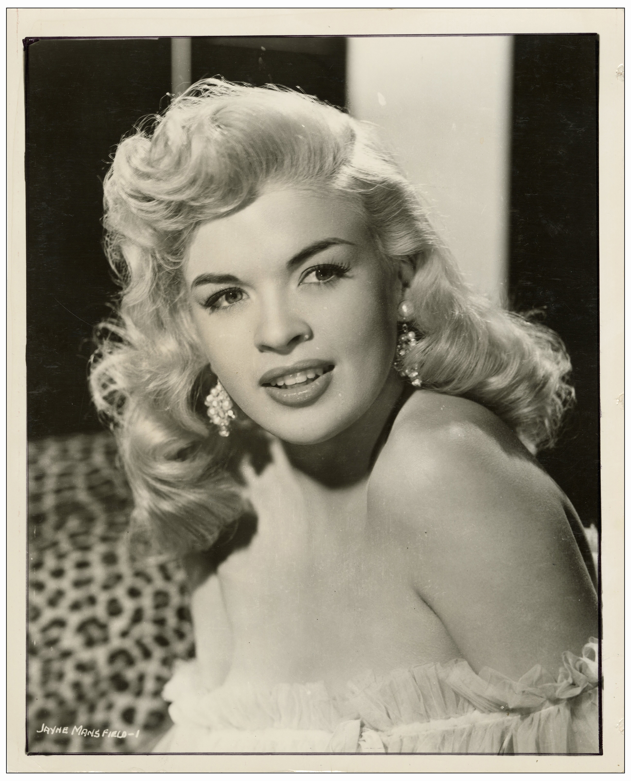 JAYNE MANSFIELD - (8" x 10") (16) Vintage Photos (10" x 8" ); Fine+ - Image 7 of 17