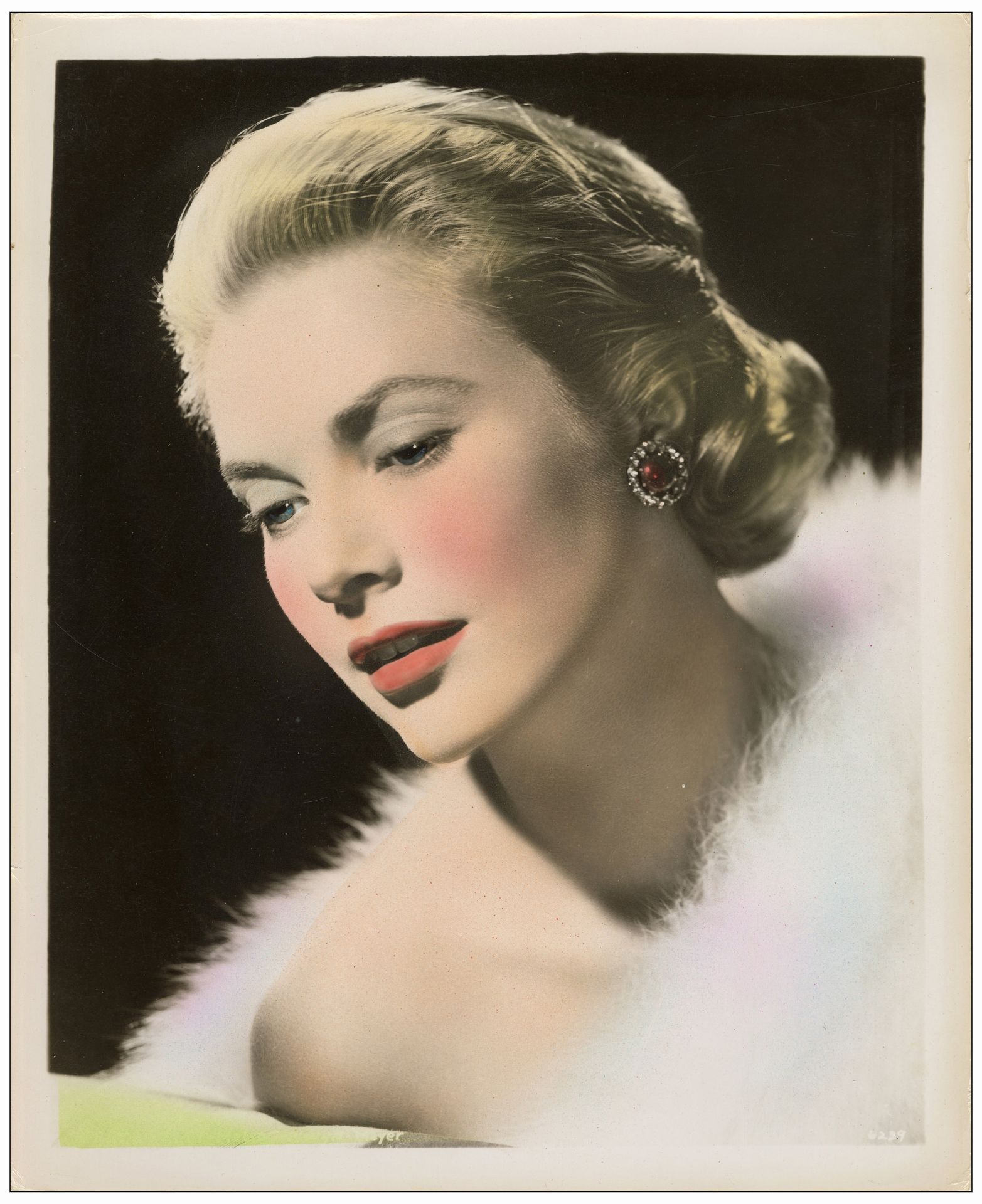 GRACE KELLY - (20) Promotional Photos; (8) Color and (12) B&W. (8" x 10"); Very Fine - Image 20 of 21