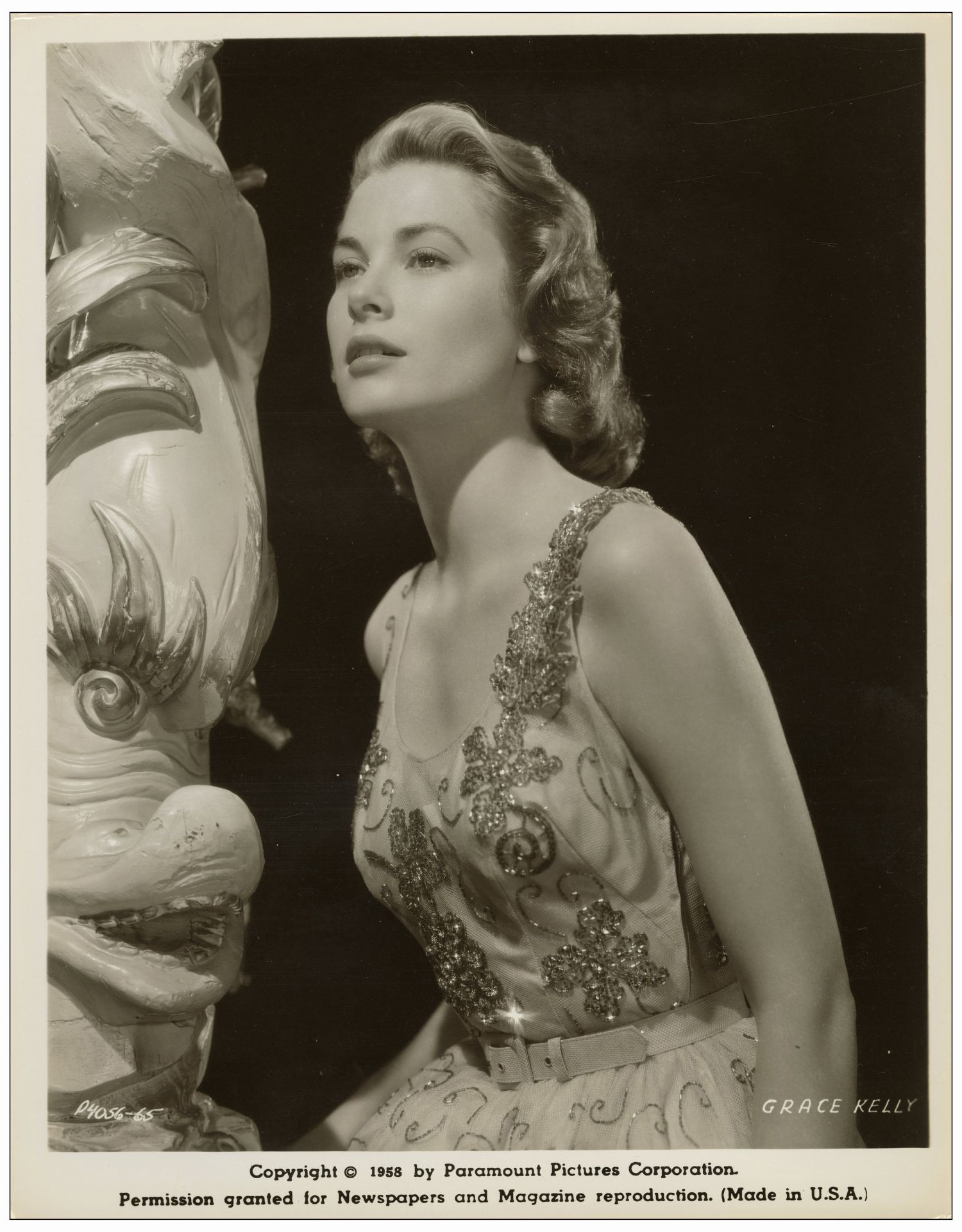 GRACE KELLY - (20) Promotional Photos; (8) Color and (12) B&W. (8" x 10"); Very Fine - Image 13 of 21