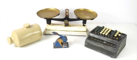 A set of early 20th century French "Force" shop / kitchen scales, the brass trays stamped Kuhn