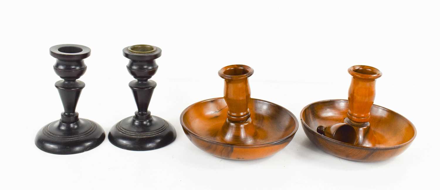 A pair of late 18th / early 19th century lignum vitae candle holders, with screw on candle - Image 2 of 2