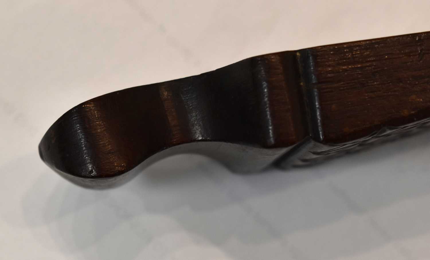 A 19th century treen dish slope with protruding shaped handle to tilt a serving dish, so that the - Image 4 of 10