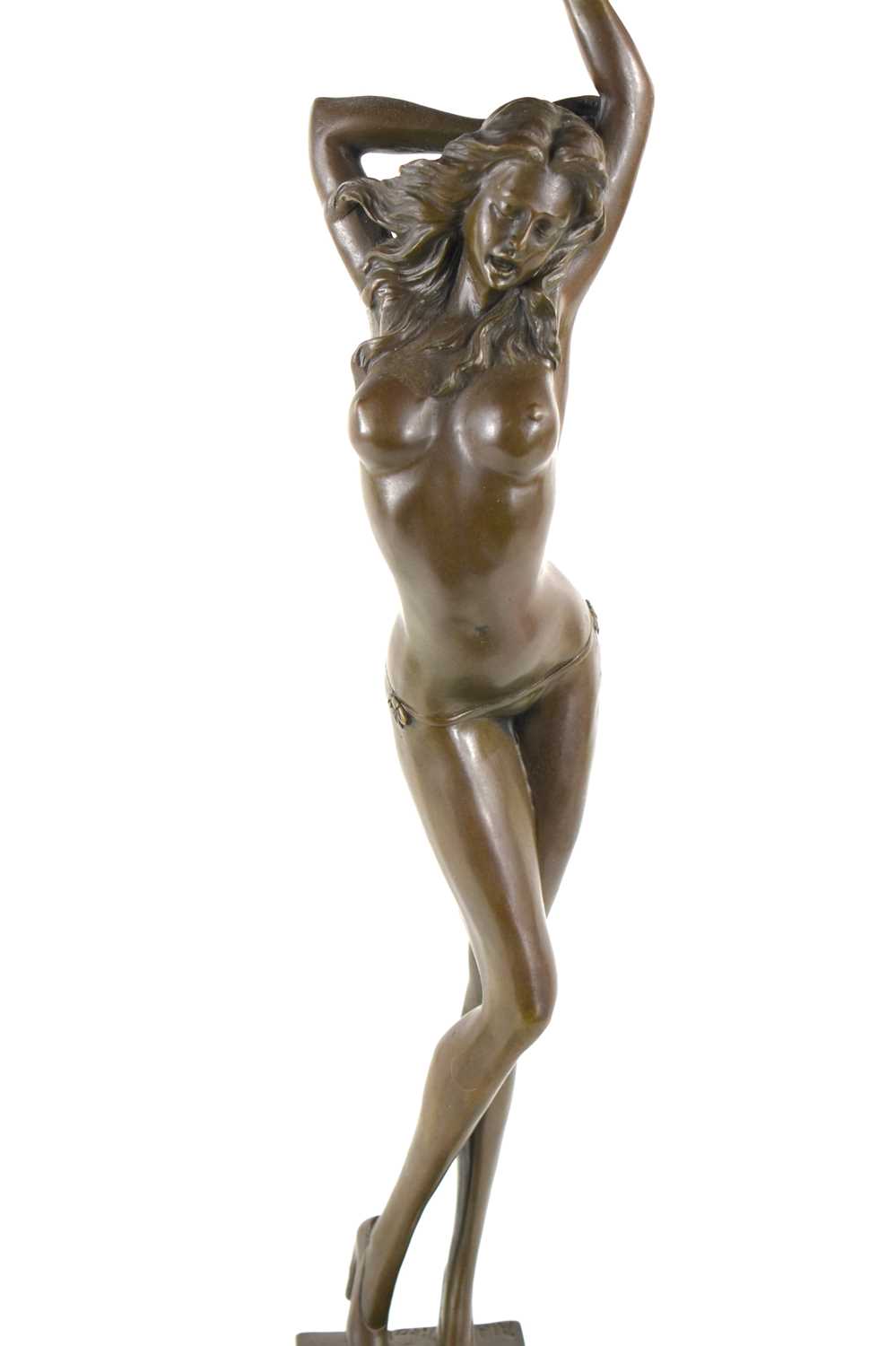 After Alda Vitaleh (20th century): a bronze semi-nude female, modelled in stilettos with one arm - Image 2 of 3