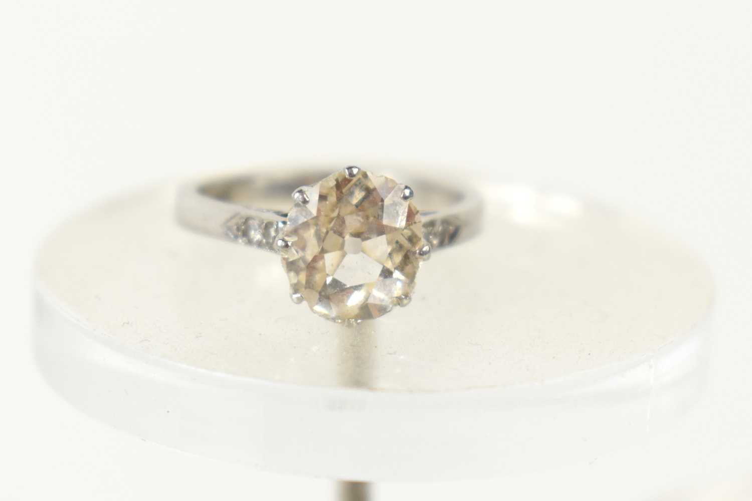 An old brilliant cut solitaire diamond and platinum ring, the diamond of very slightly uneven - Image 2 of 7