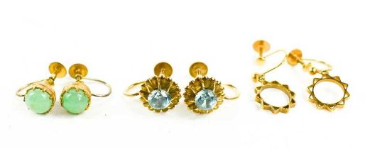 Three pairs of 9ct gold earrings, one pair set with blue topaz, one pair with green agate, and one