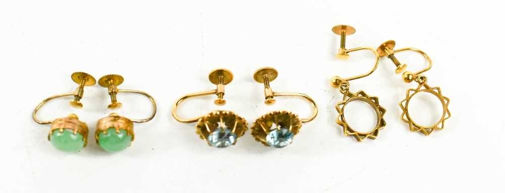 Three pairs of 9ct gold earrings, one pair set with blue topaz, one pair with green agate, and one - Image 2 of 2