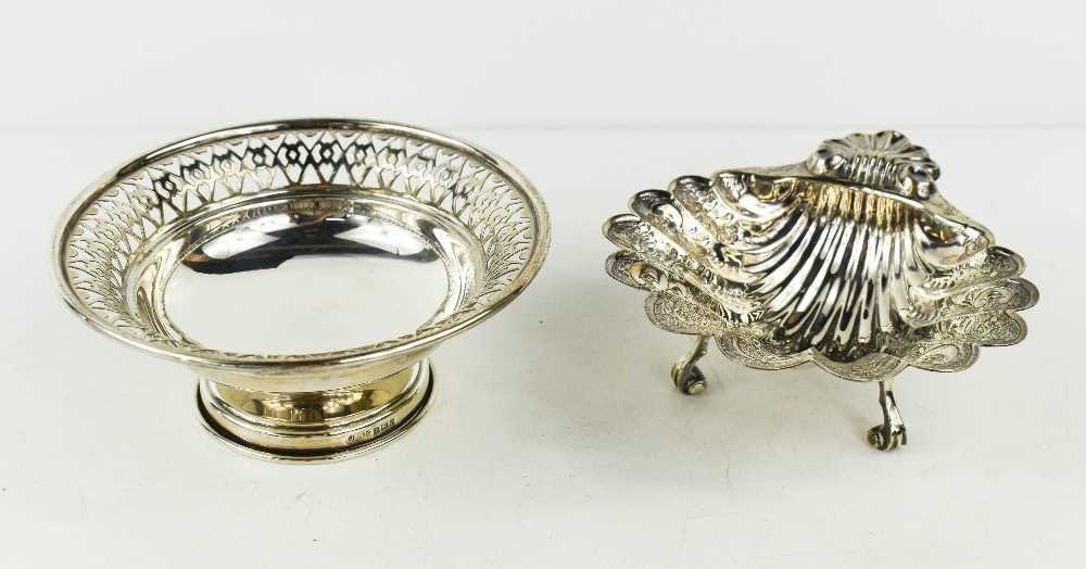 A small silver pedestal dish, with decoratively pierced edge, Birmingham 3.5toz, together with a - Image 2 of 2