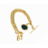 A 9ct rose gold curb link Albert, with T bar and agate and bloodstone set swivel fob, 42cm long,