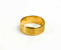 A 9ct gold wedding band of wide form, size Q/P, 4.7g.