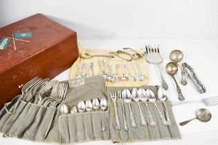 A group of silver cutlery, to include a George Shreve & Co fish slice, 3.24toz, Pear & Bacallion