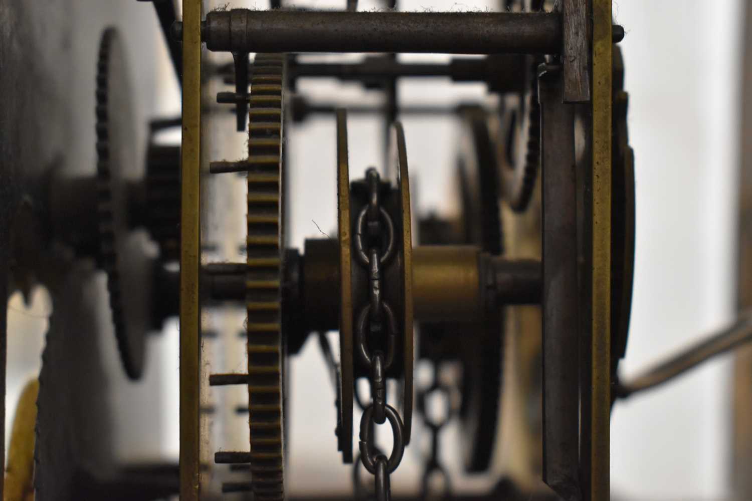 A 19th century oak and mahogany cased longcase clock, the chapter ring bordering subsidiary calendar - Image 5 of 6