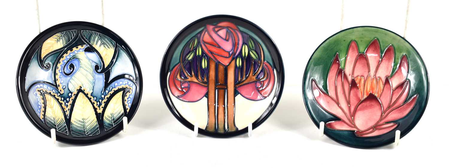 A group of three Moorcroft pin dishes, Roses Ecossais by Emma Bossons 2013, limited edition 5/75,