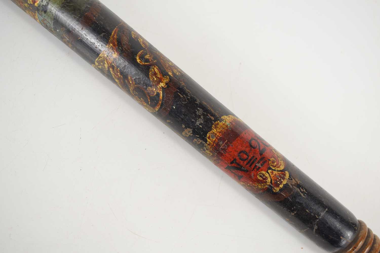 A Victorian Police truncheon, painted with a Crown above a VR cypher, and inscribed No 28 within a - Bild 3 aus 3