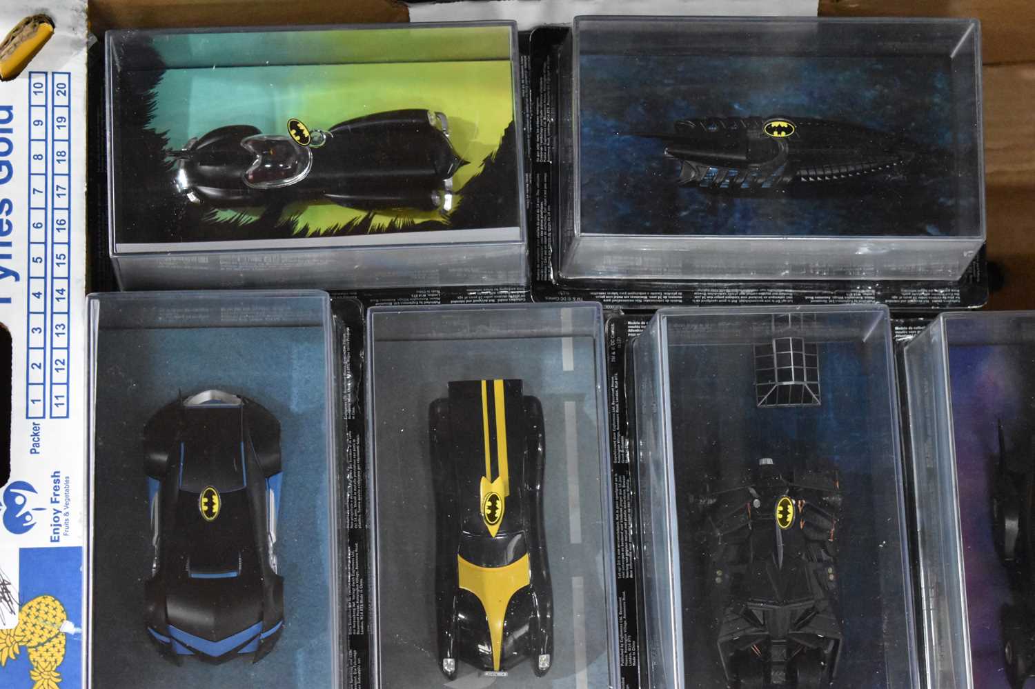 An extensive collection of Eaglemoss Batman Automobilia Collector's Models with magazines, - Image 3 of 5