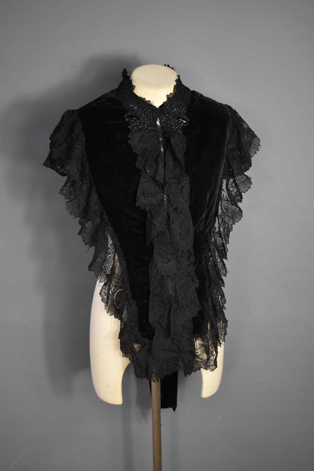 A Victorian velvet and lace mourning bodice with decorative jet bead work and tassels. - Image 5 of 6